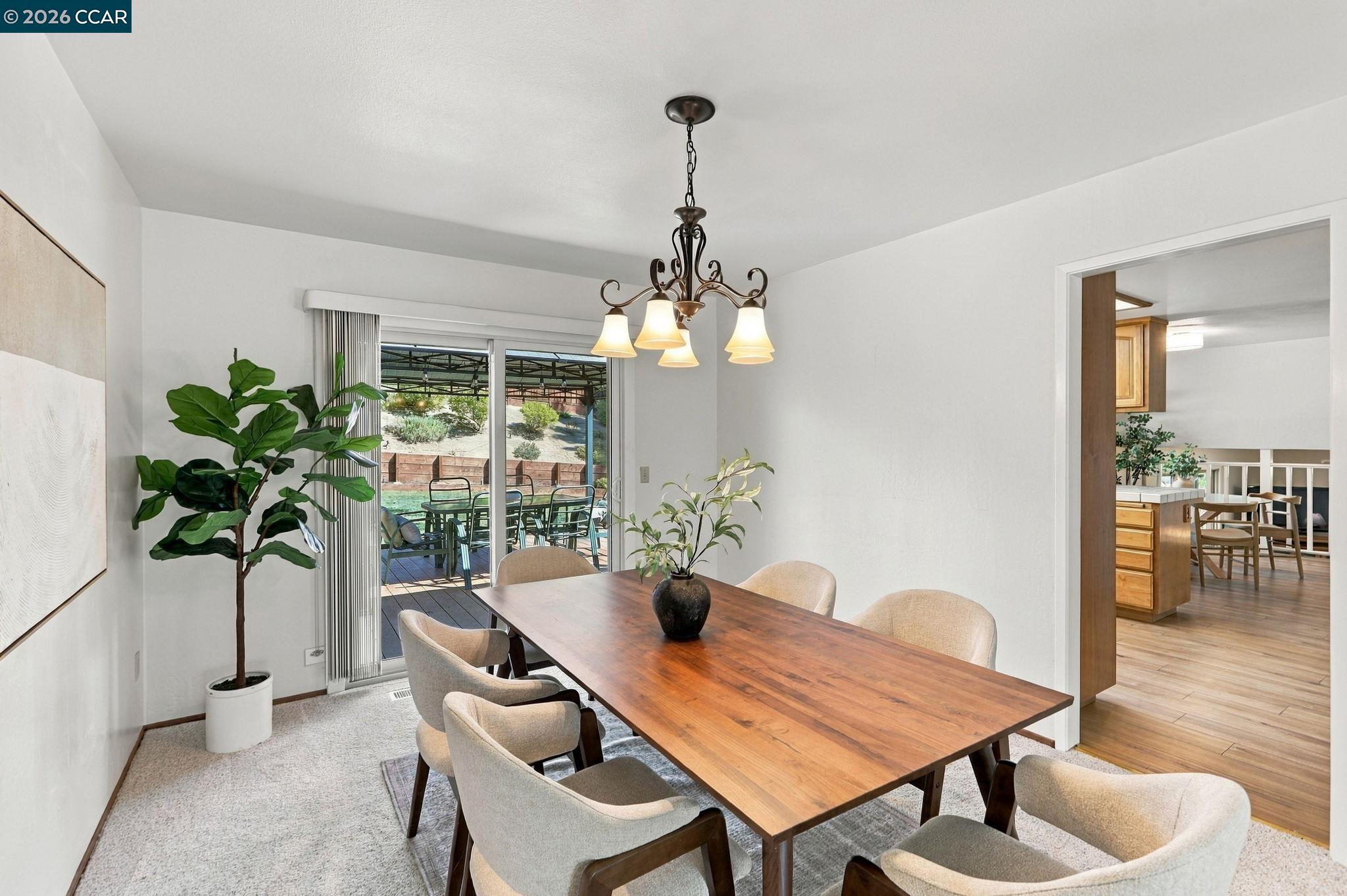1859 Yolanda Cir