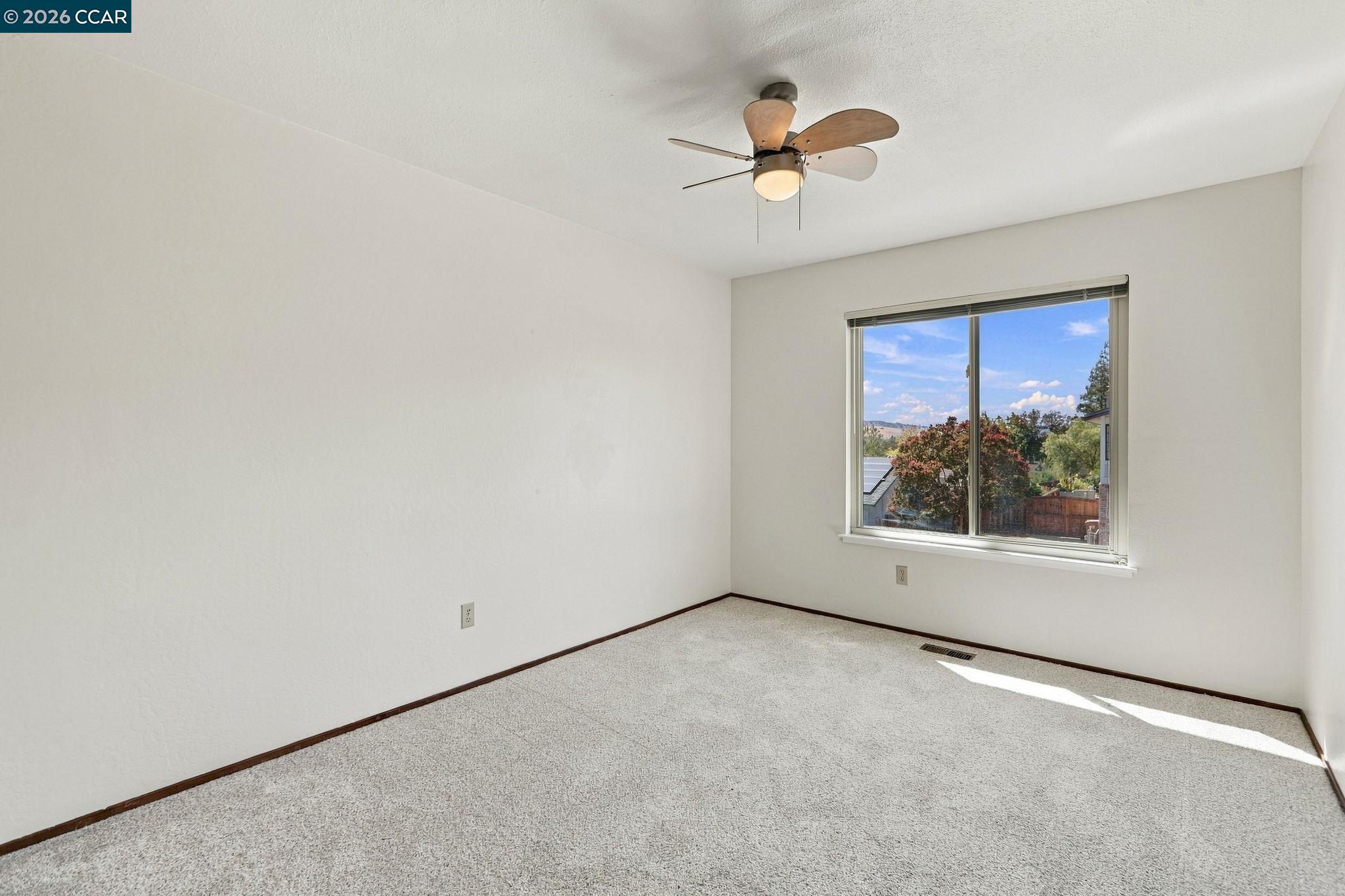 1859 Yolanda Cir
