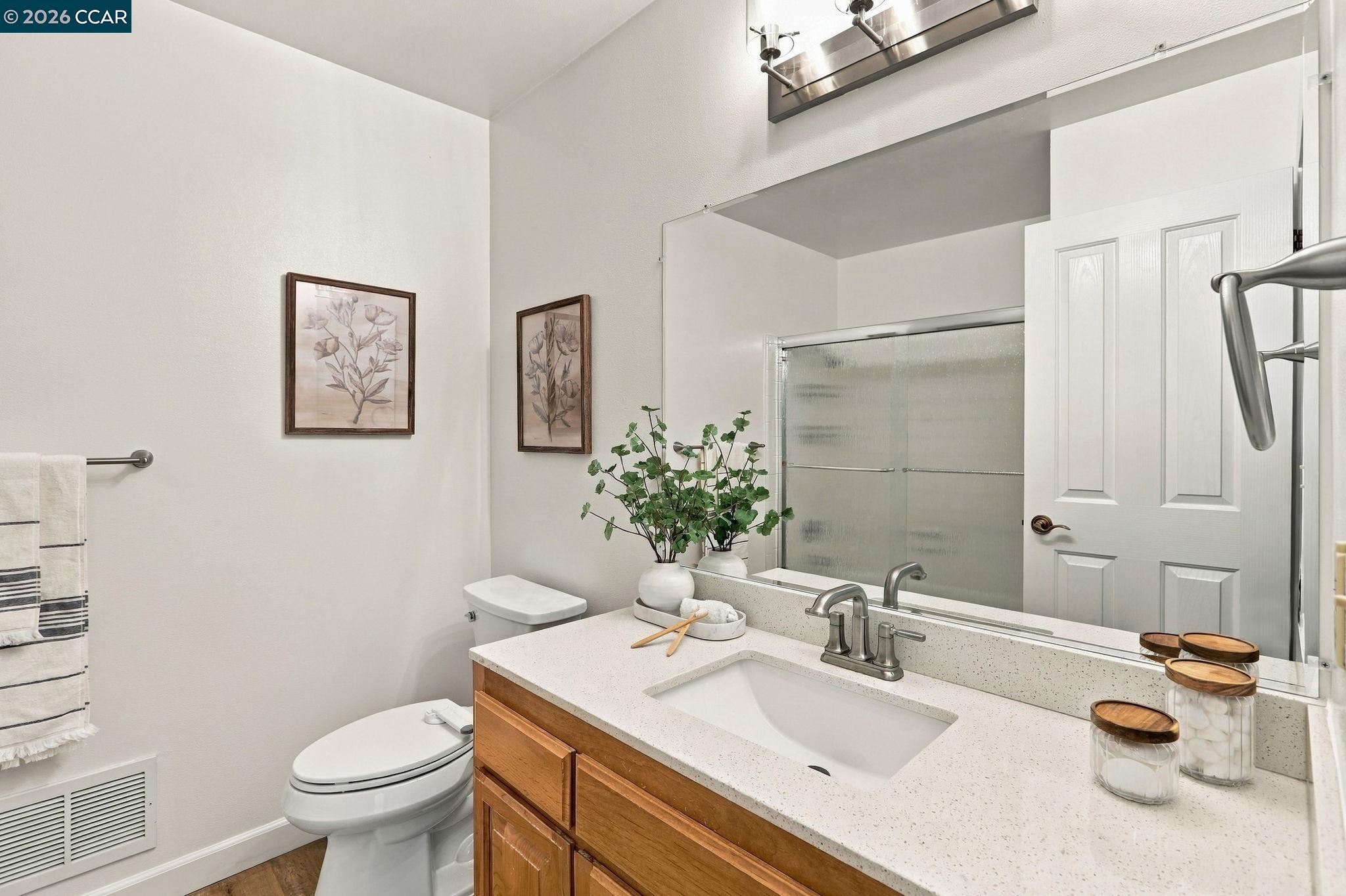 1859 Yolanda Cir
