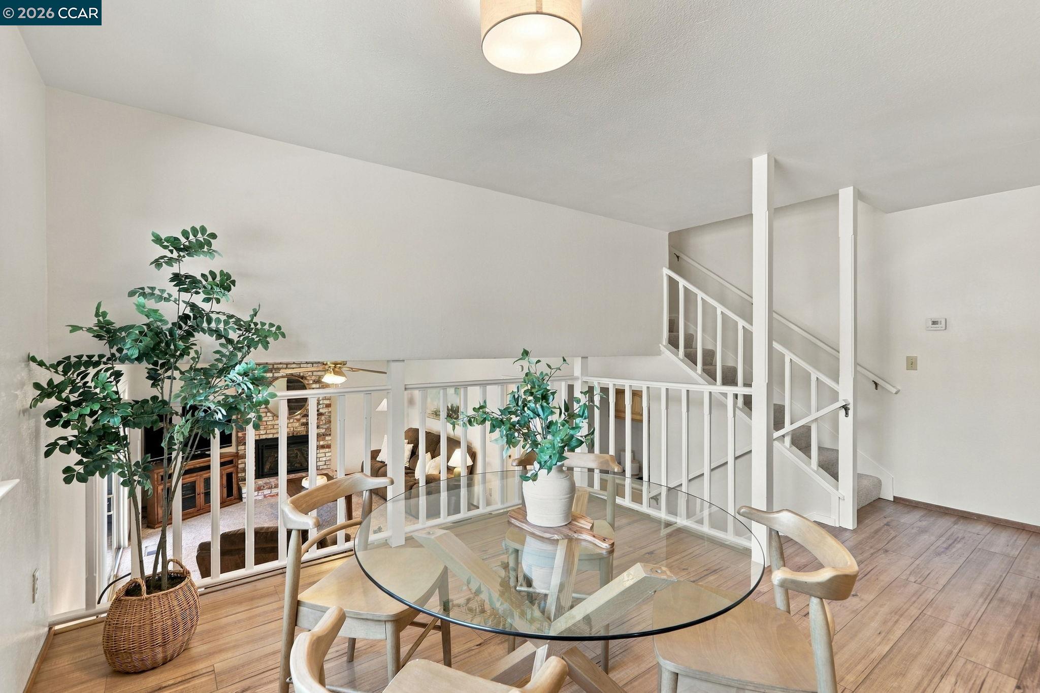 1859 Yolanda Cir