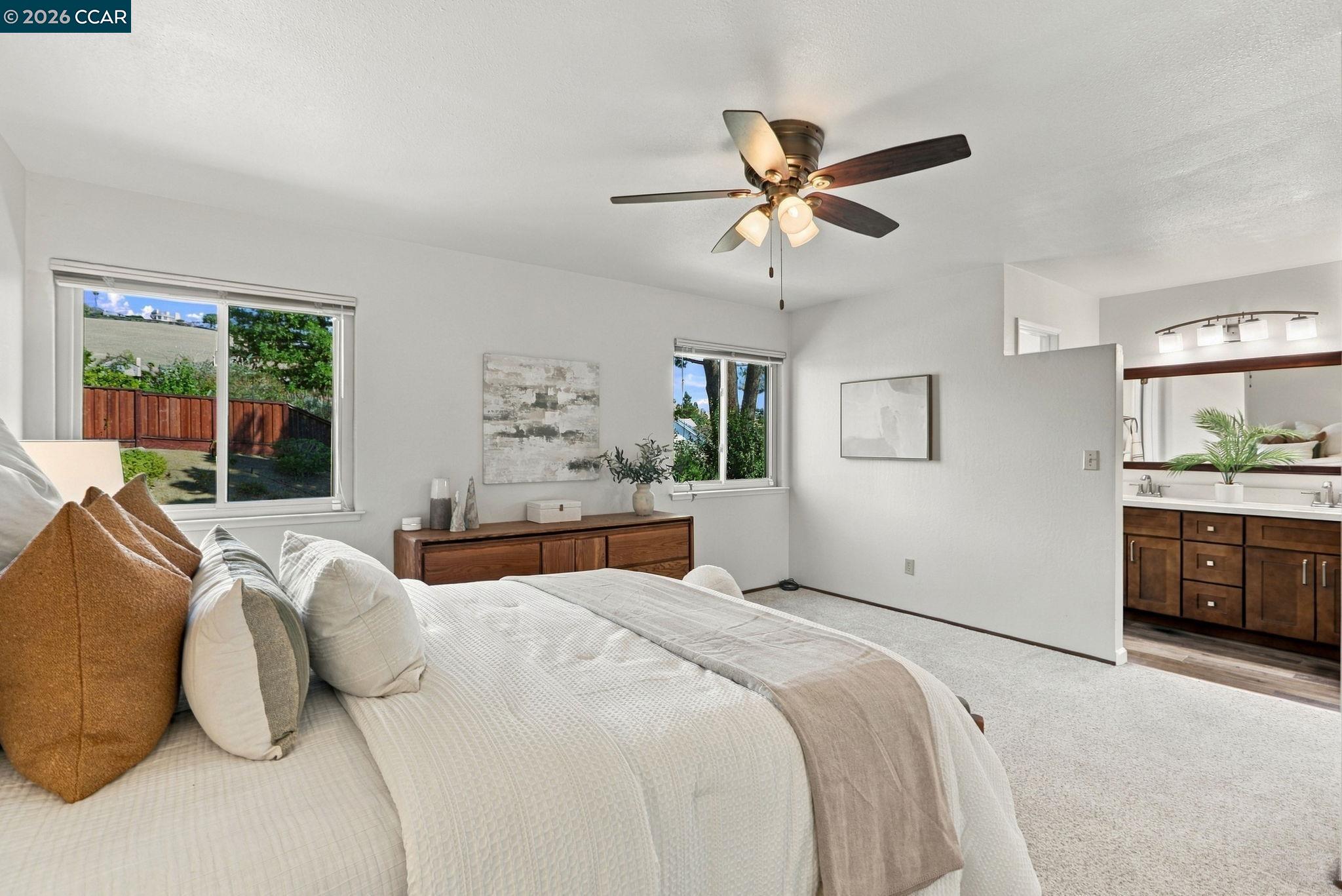 1859 Yolanda Cir