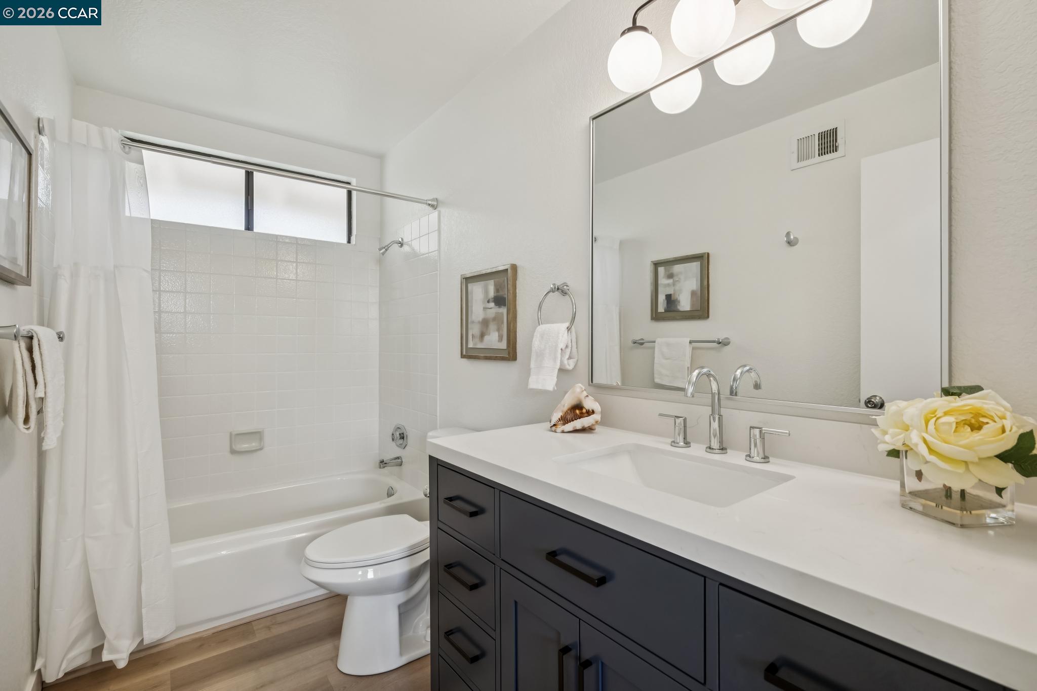 20 Alhambra Hills Dr