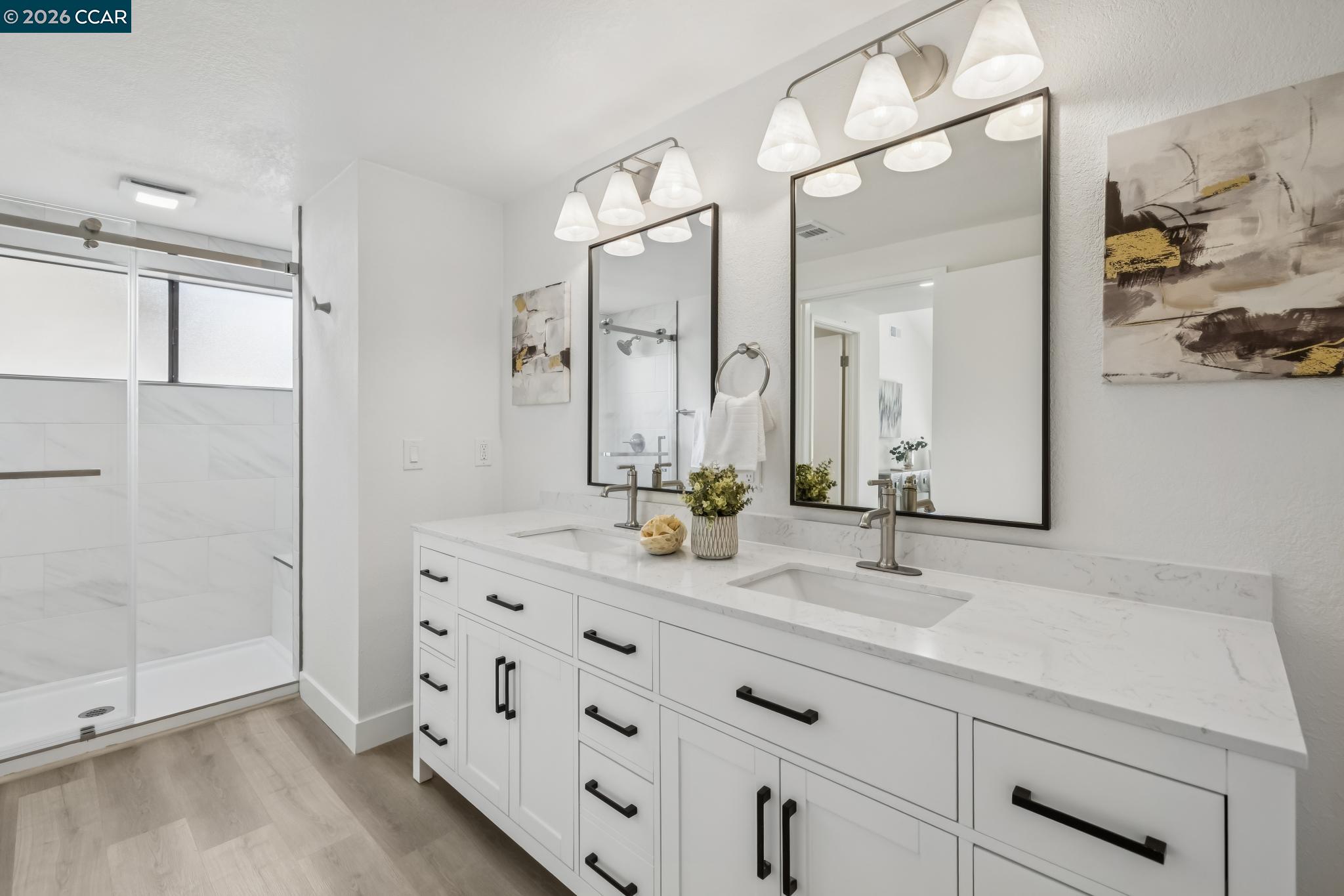 20 Alhambra Hills Dr