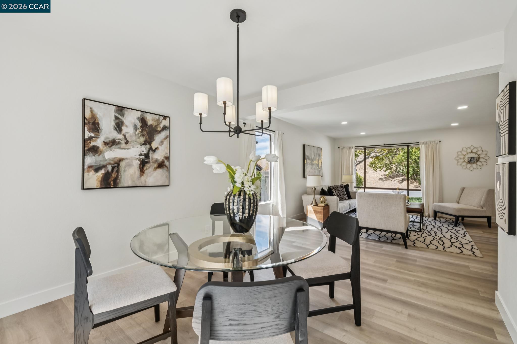 20 Alhambra Hills Dr