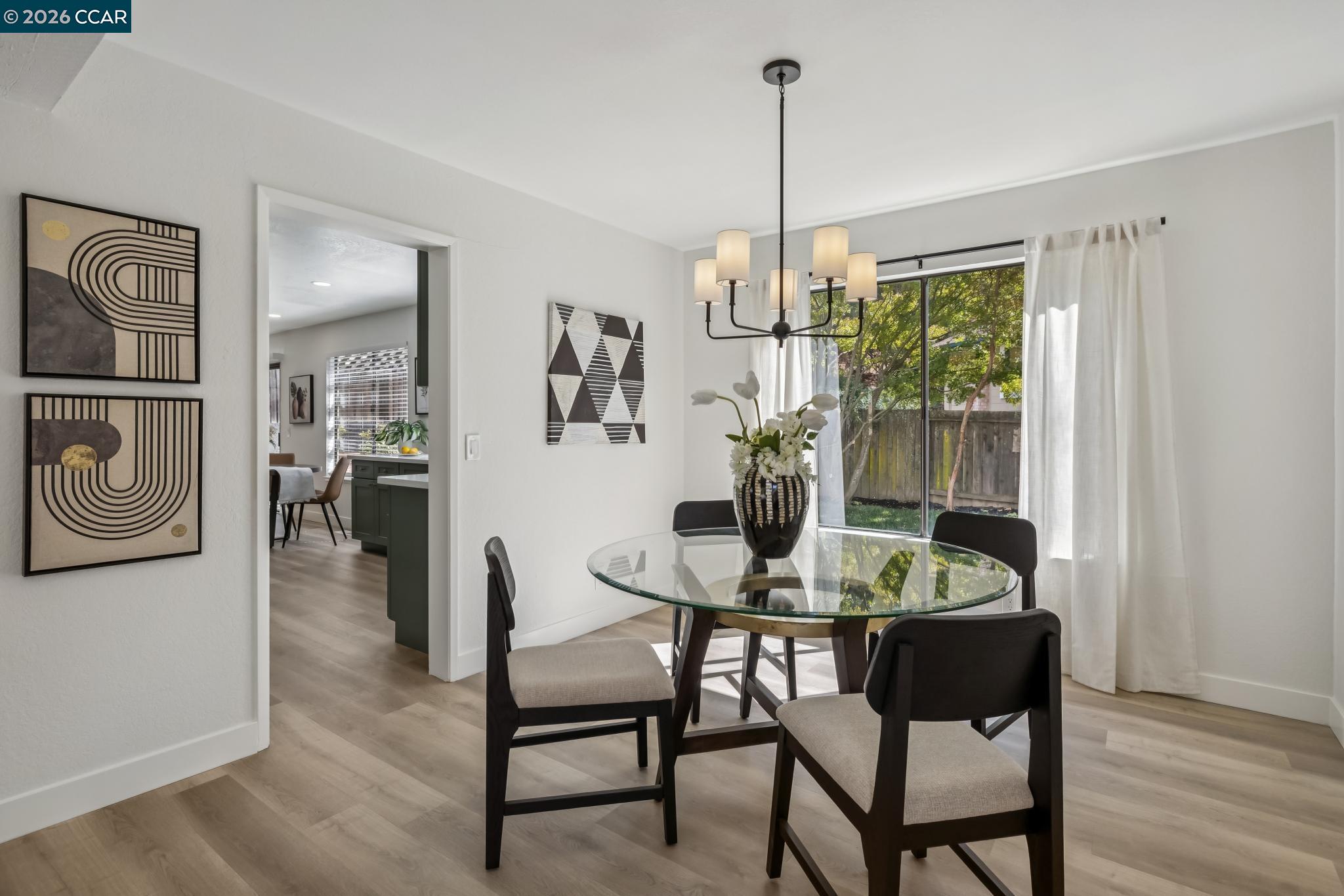 20 Alhambra Hills Dr