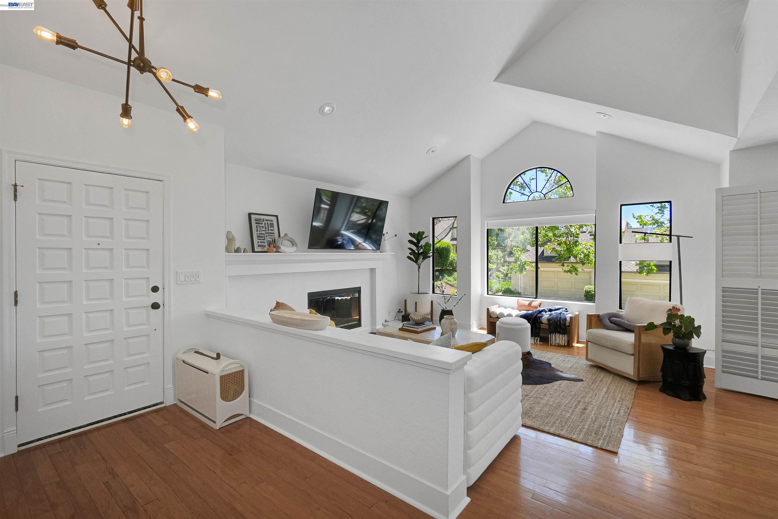 1934 Beacon Ridge Ct
