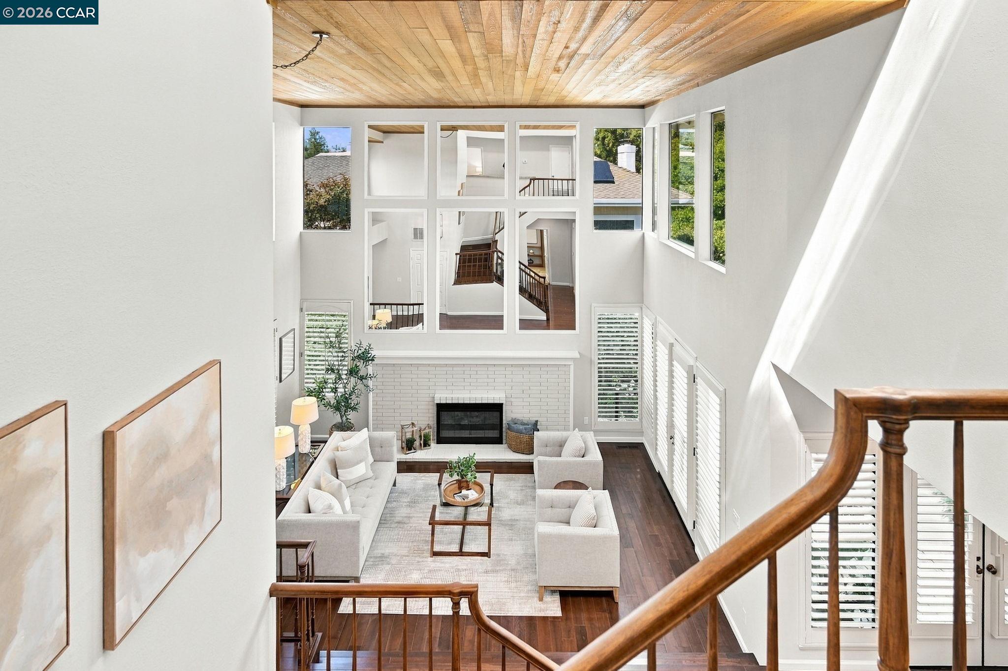 1154 Calder Ln