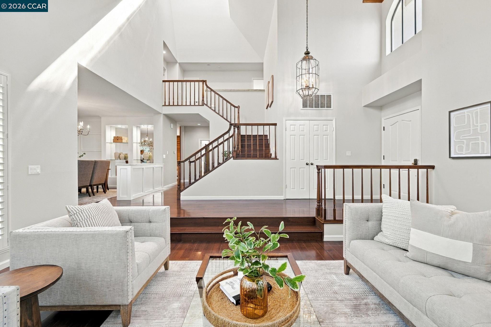 1154 Calder Ln