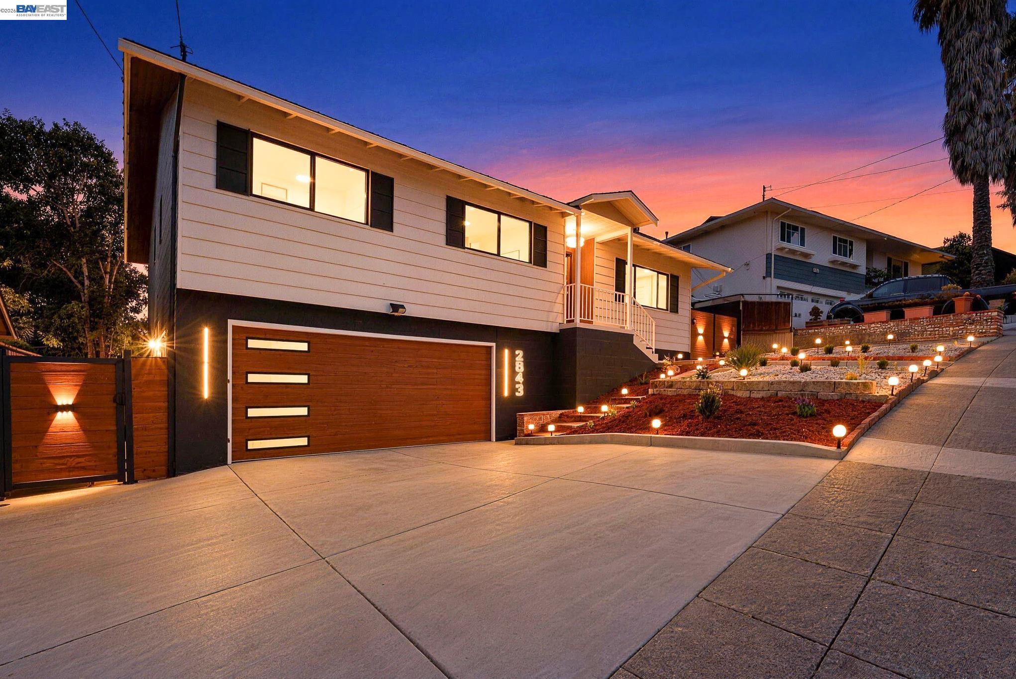 2843 Jennifer Dr