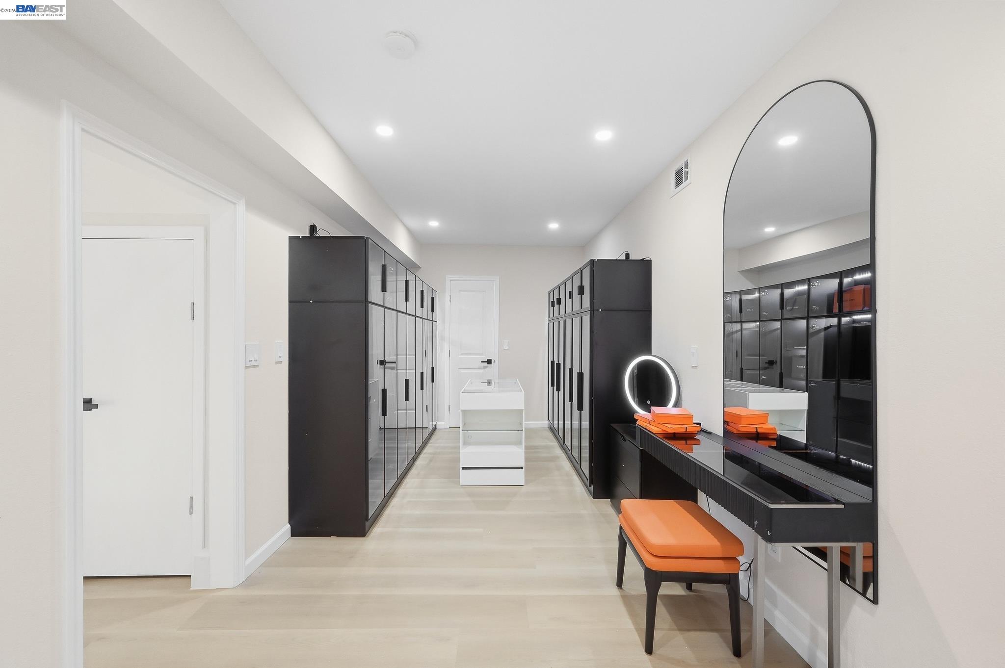 2843 Jennifer Dr