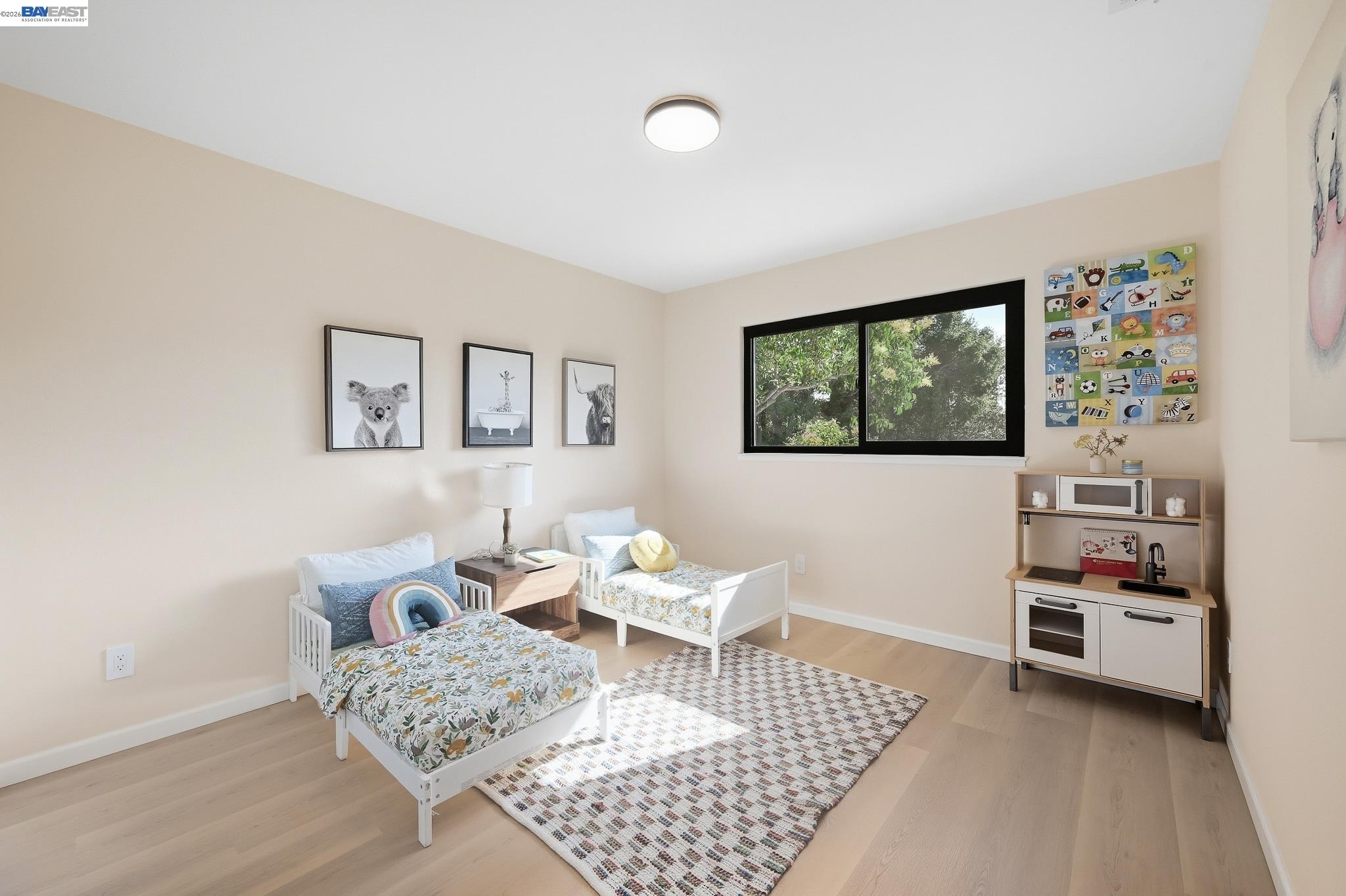 2843 Jennifer Dr