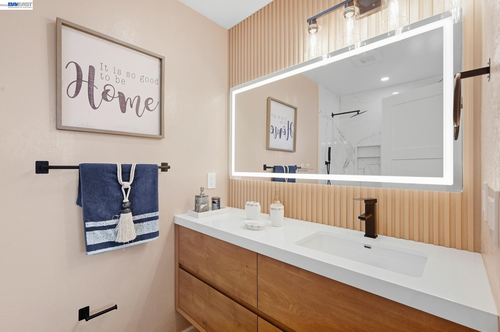 2843 Jennifer Dr