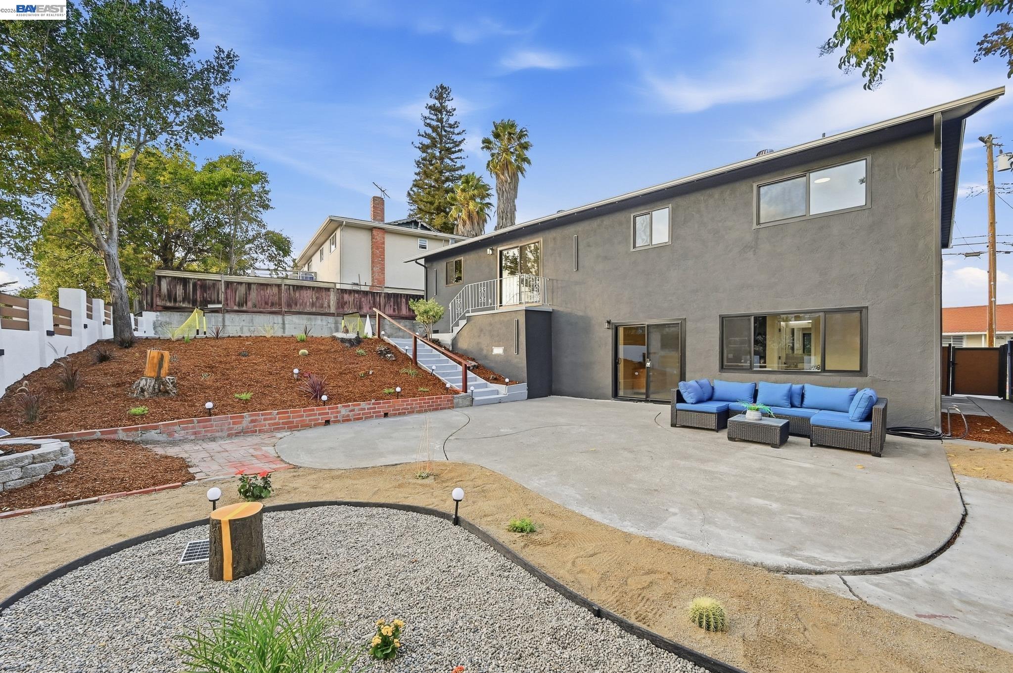 2843 Jennifer Dr