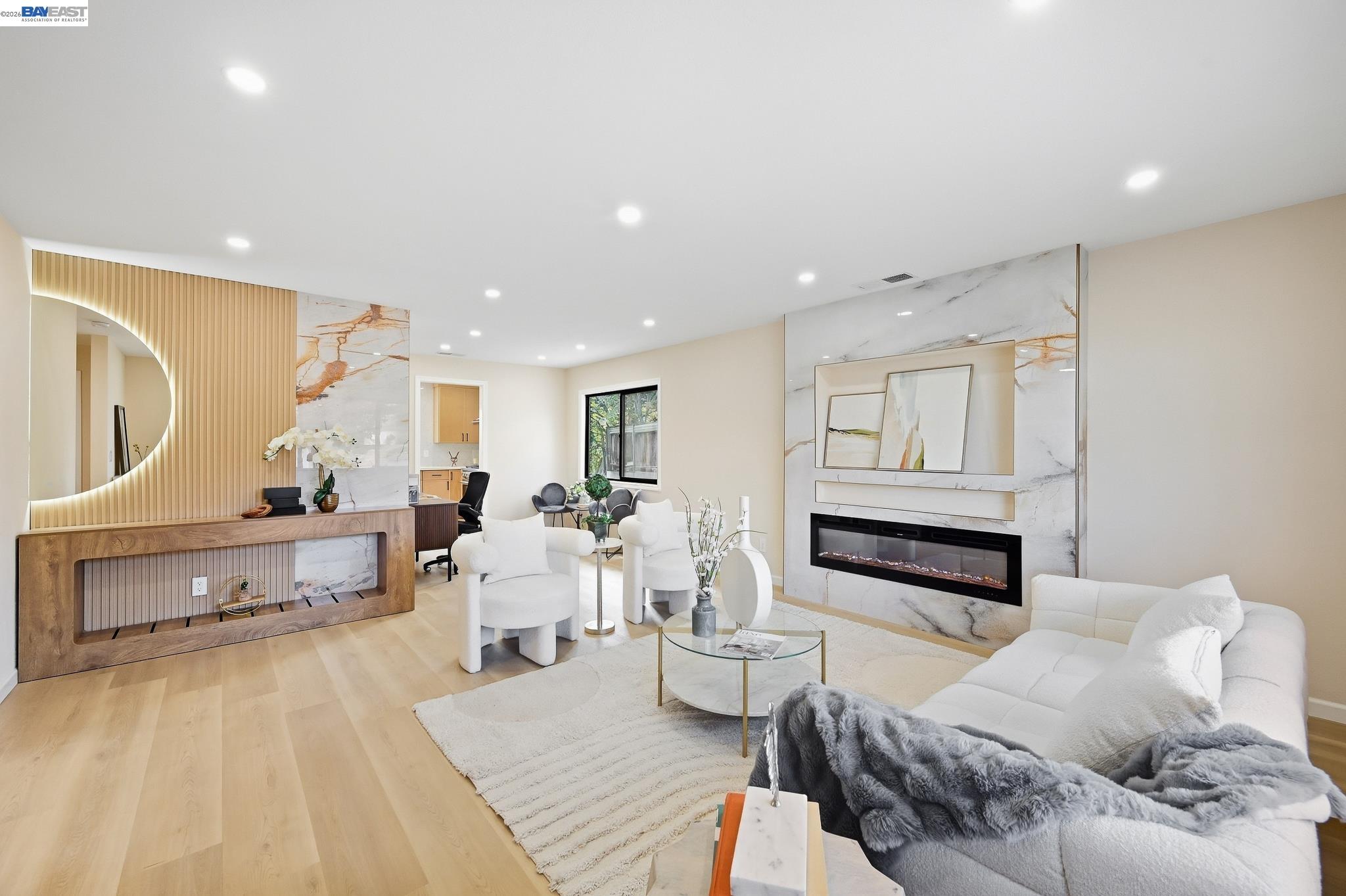 2843 Jennifer Dr