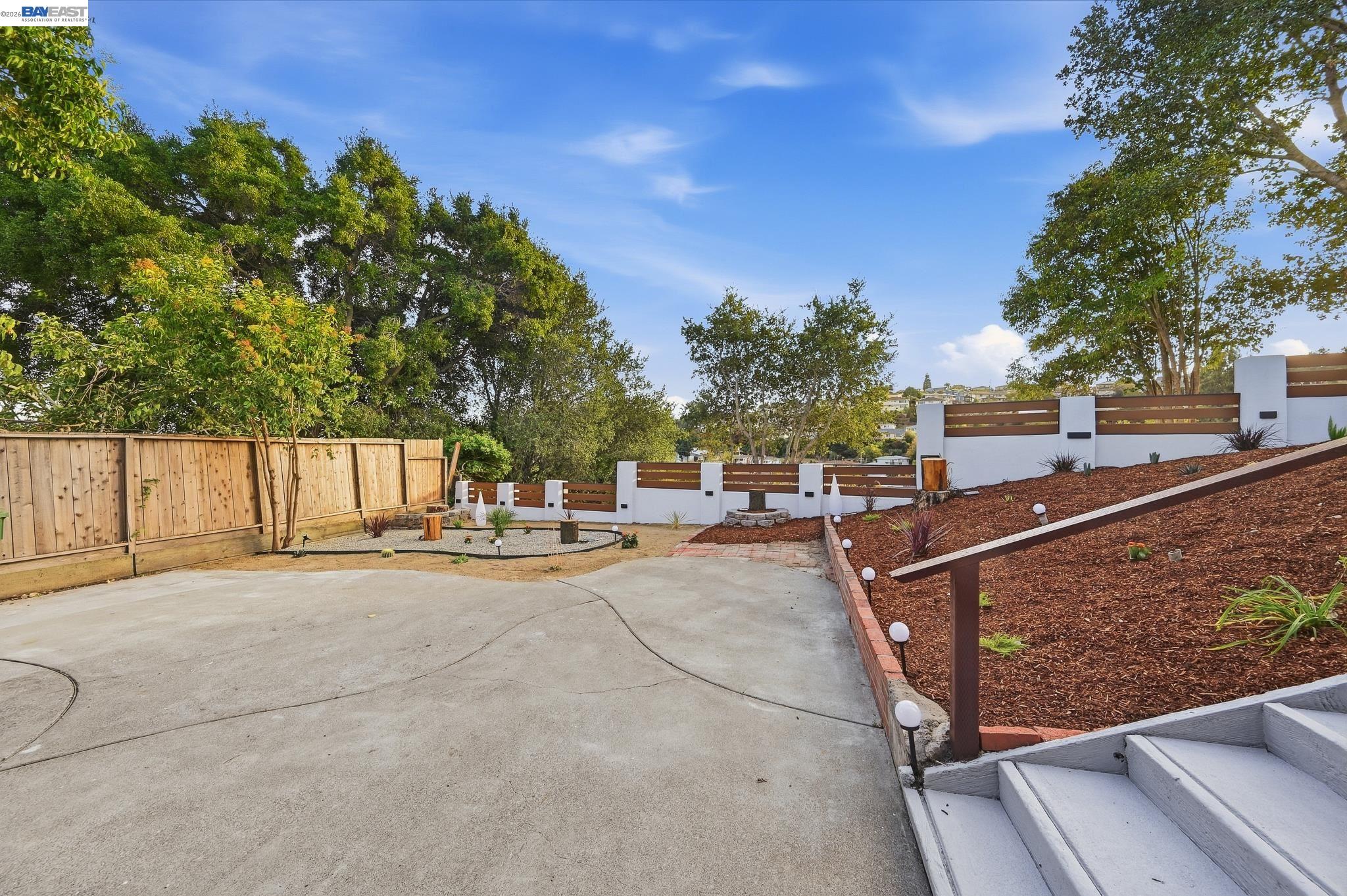 2843 Jennifer Dr