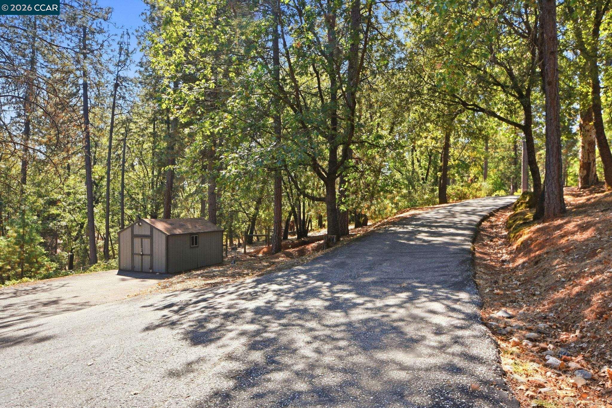 1450 Pleasant Ridge Rd