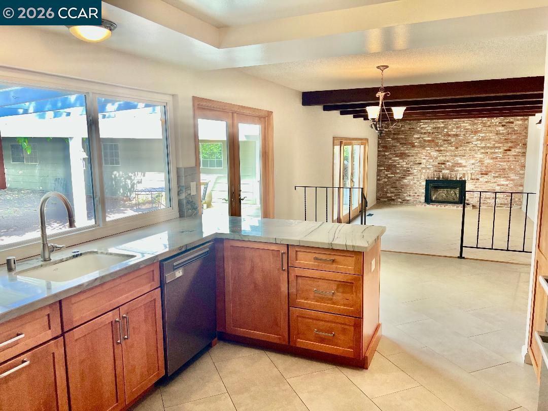 3151 La Playa Ct