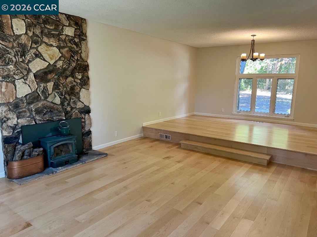 3151 La Playa Ct