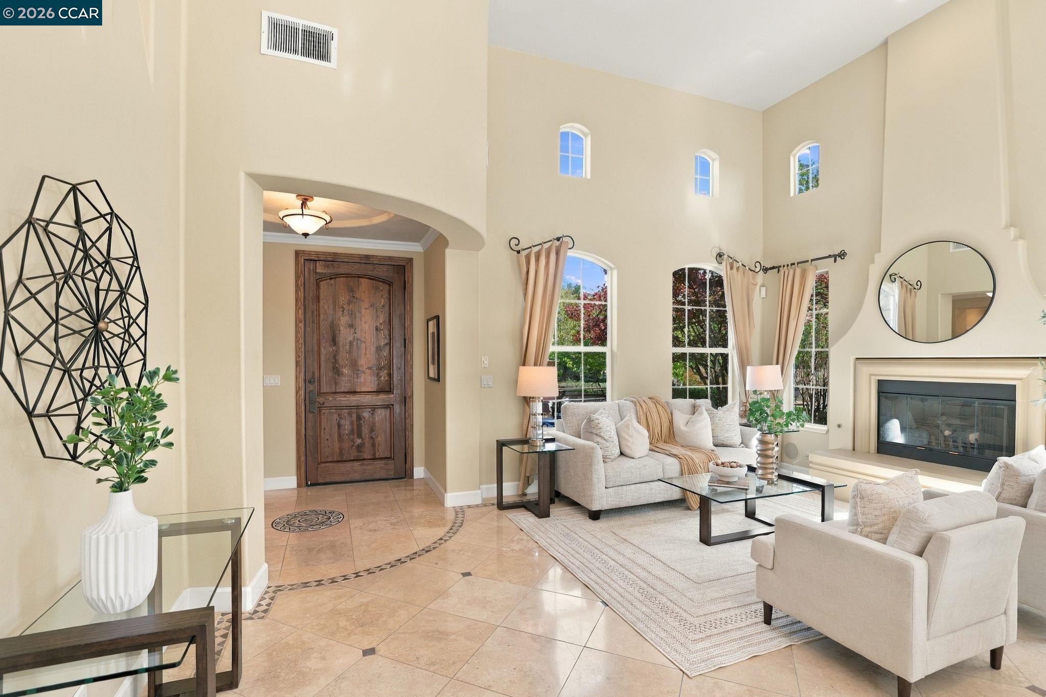 4035 Lilac Ridge Rd
