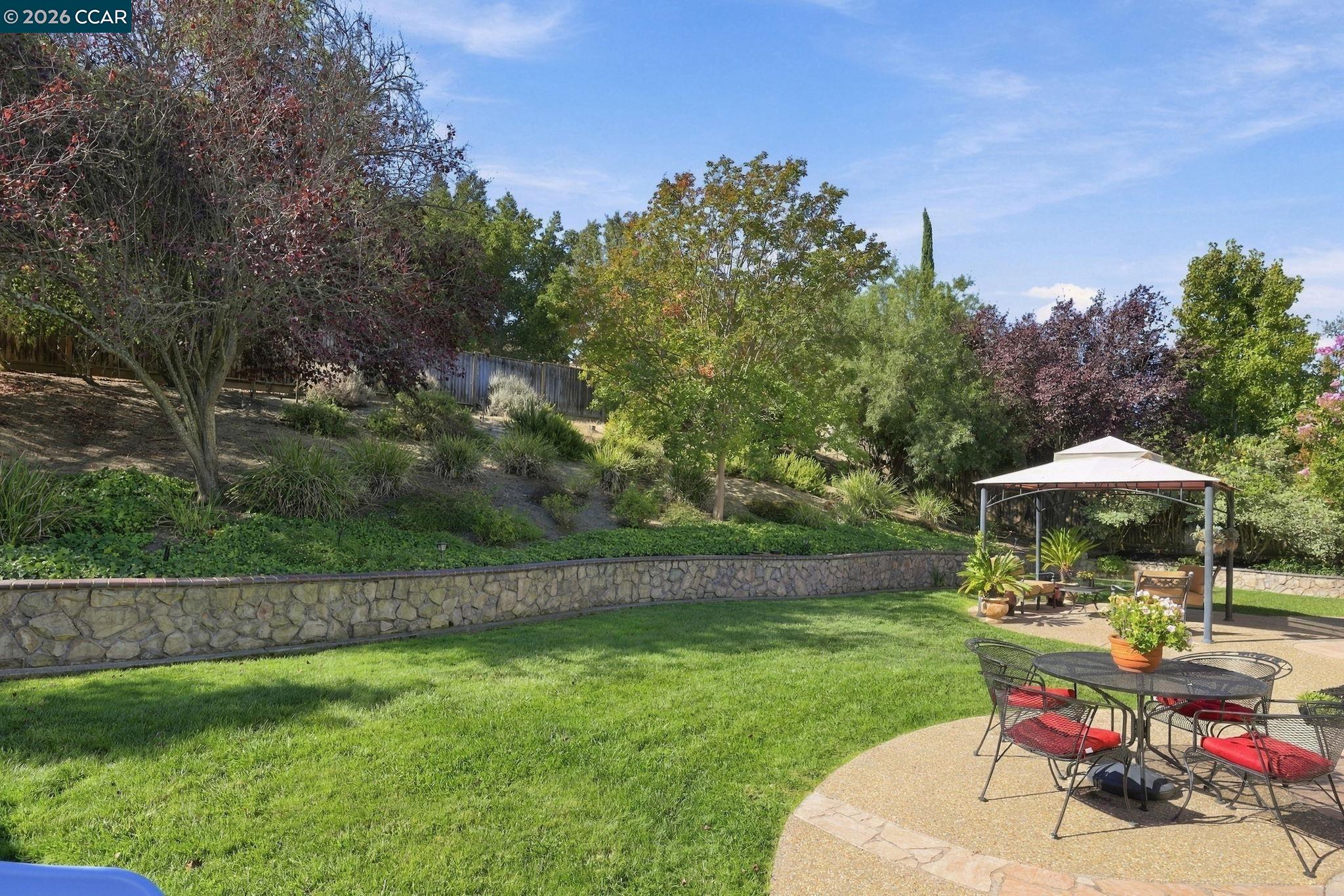 4035 Lilac Ridge Rd