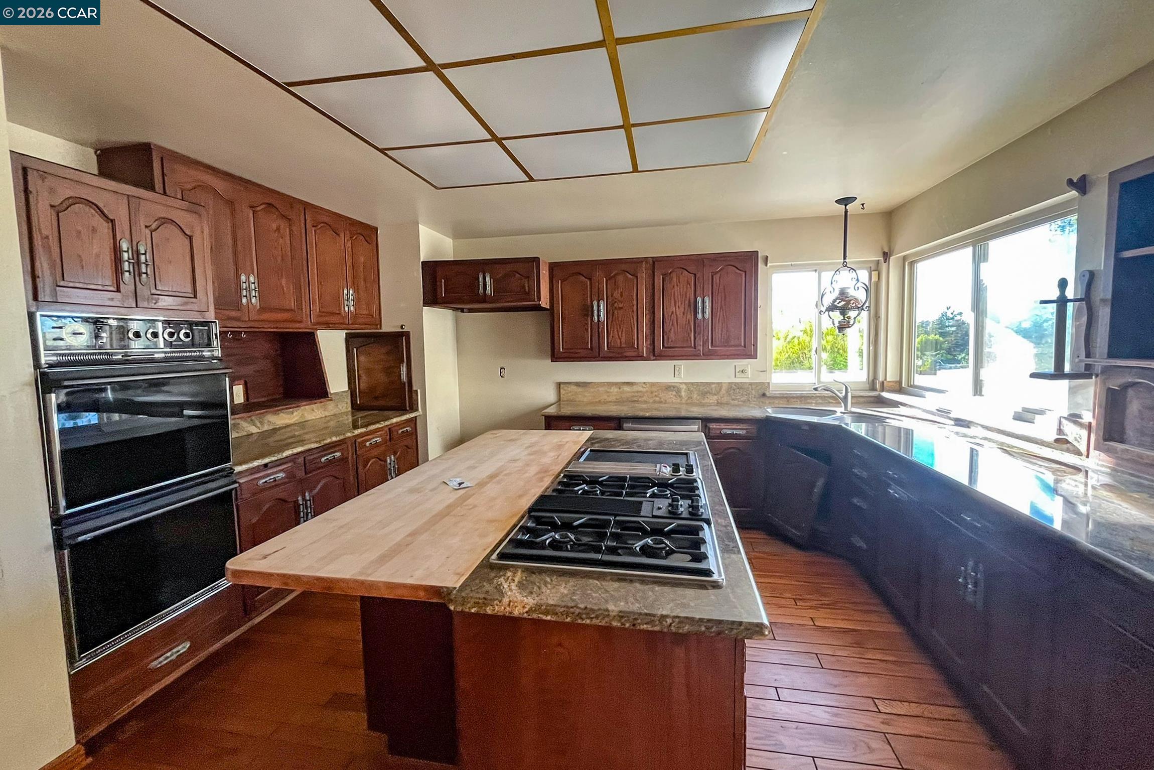 337 Livorna Heights Rd