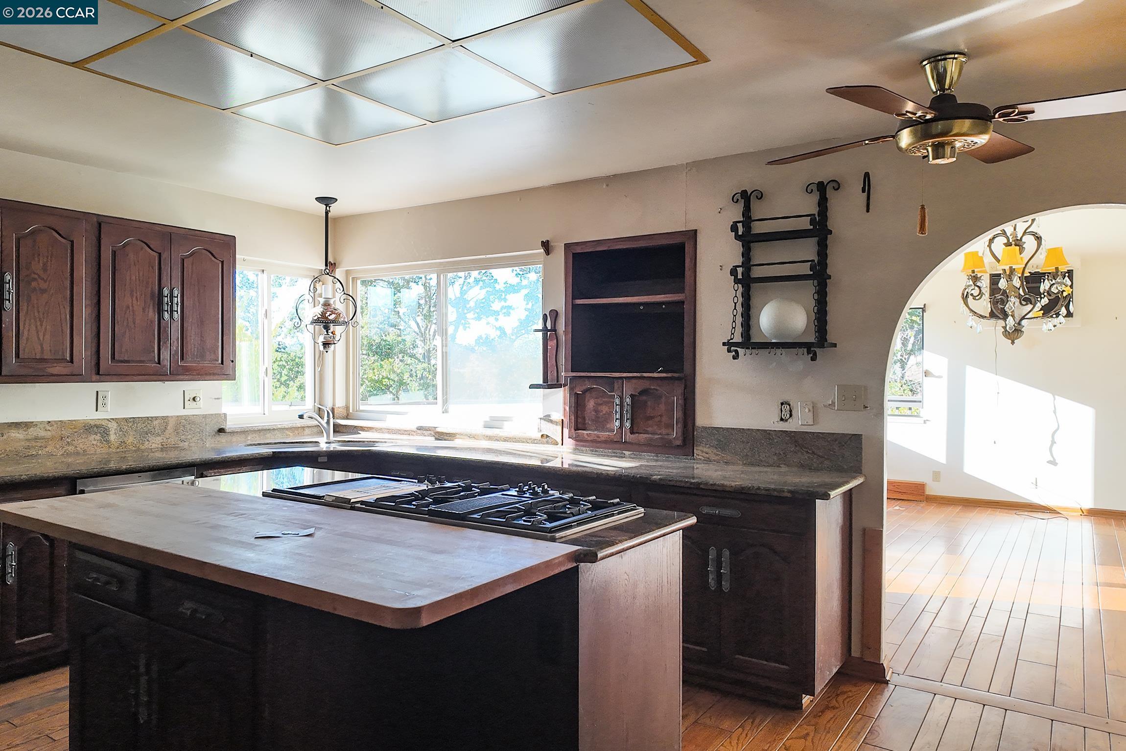 337 Livorna Heights Rd