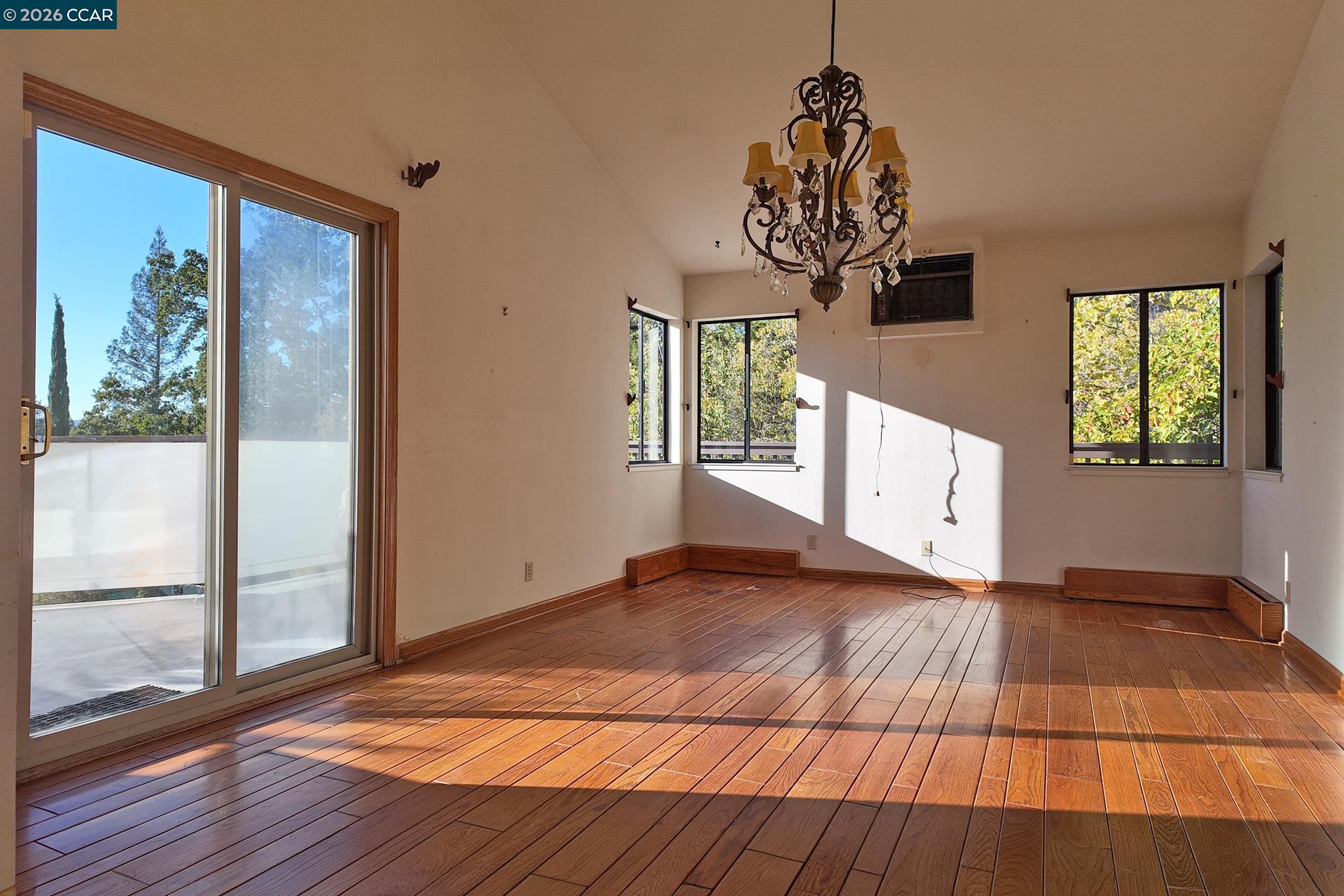 337 Livorna Heights Rd