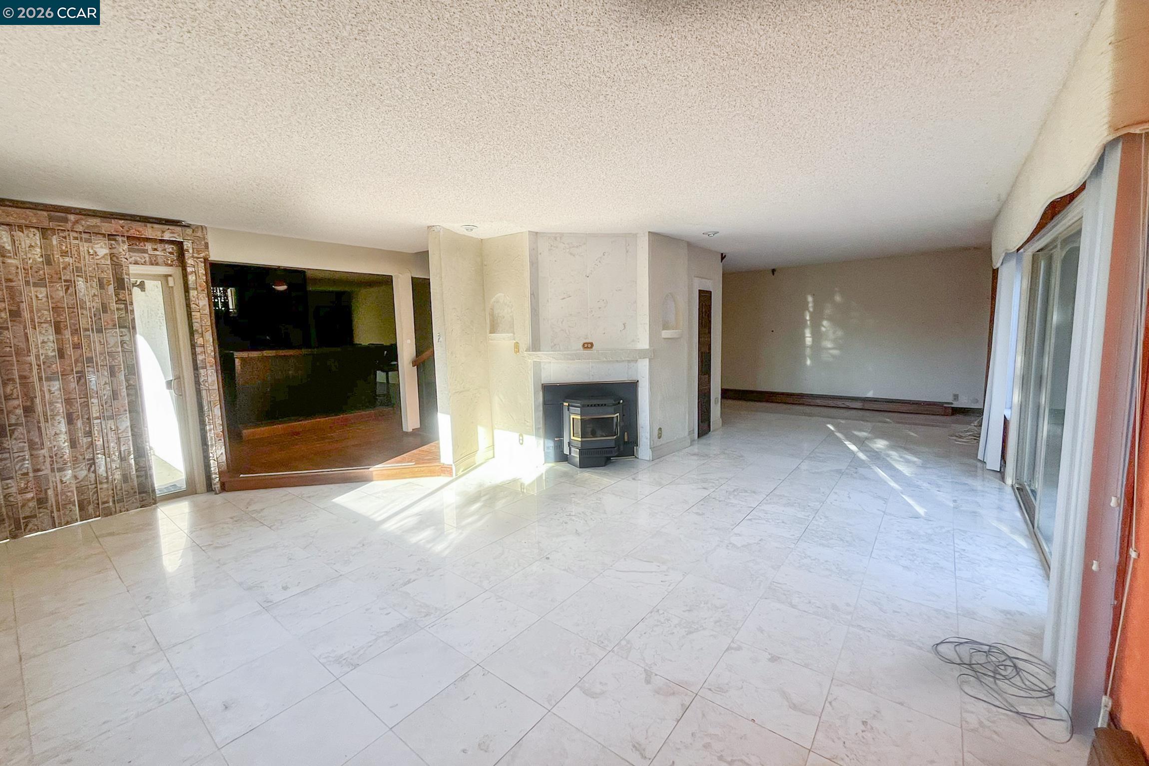 337 Livorna Heights Rd
