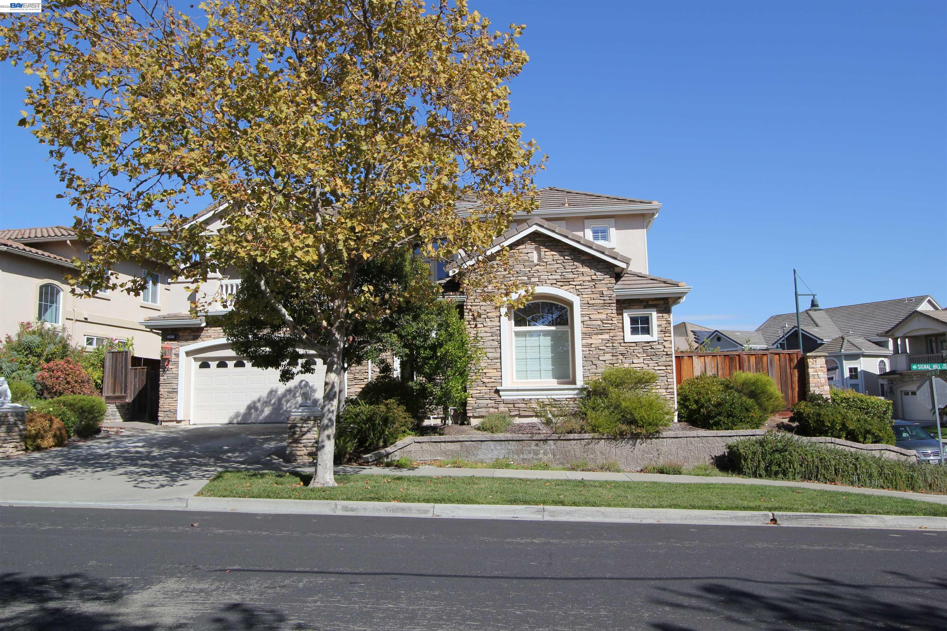 5427 SIGNAL HILL DR