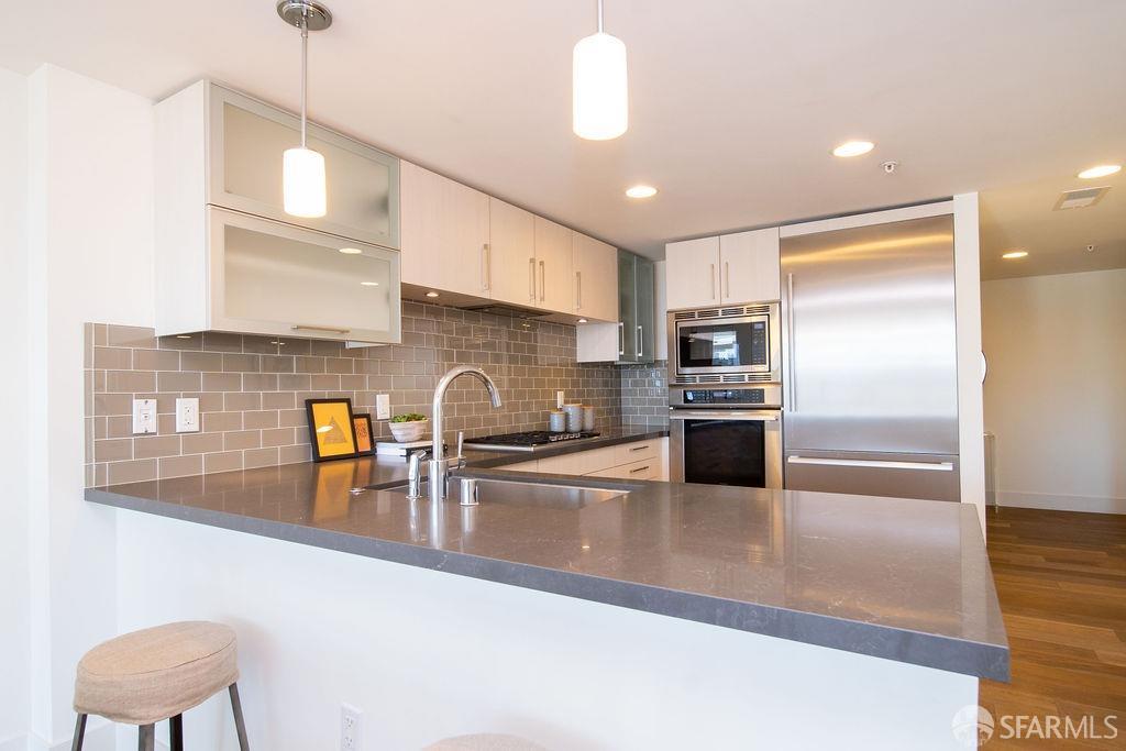 72 Townsend Street # 809