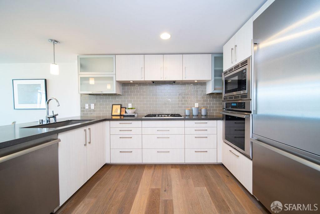 72 Townsend Street # 809