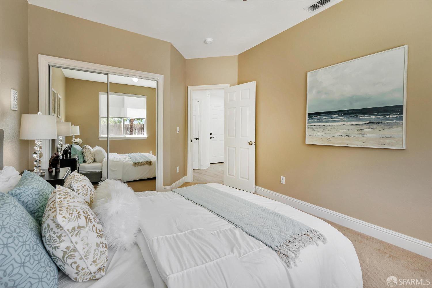 2320 Quartz Way