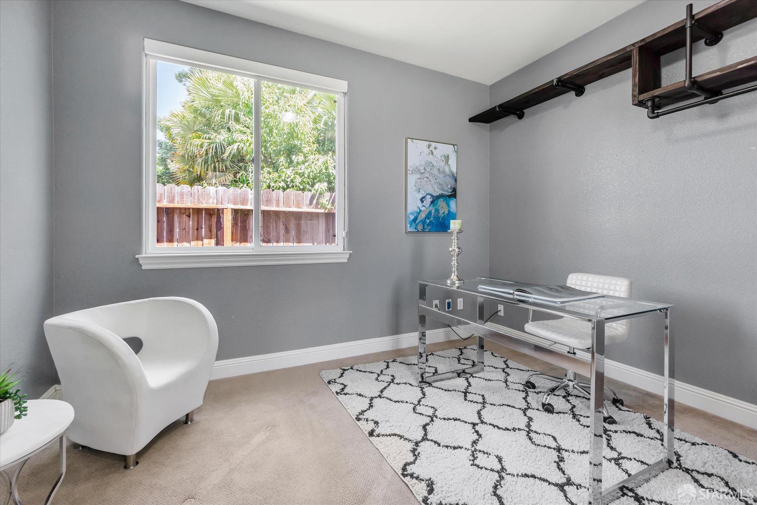 2320 Quartz Way