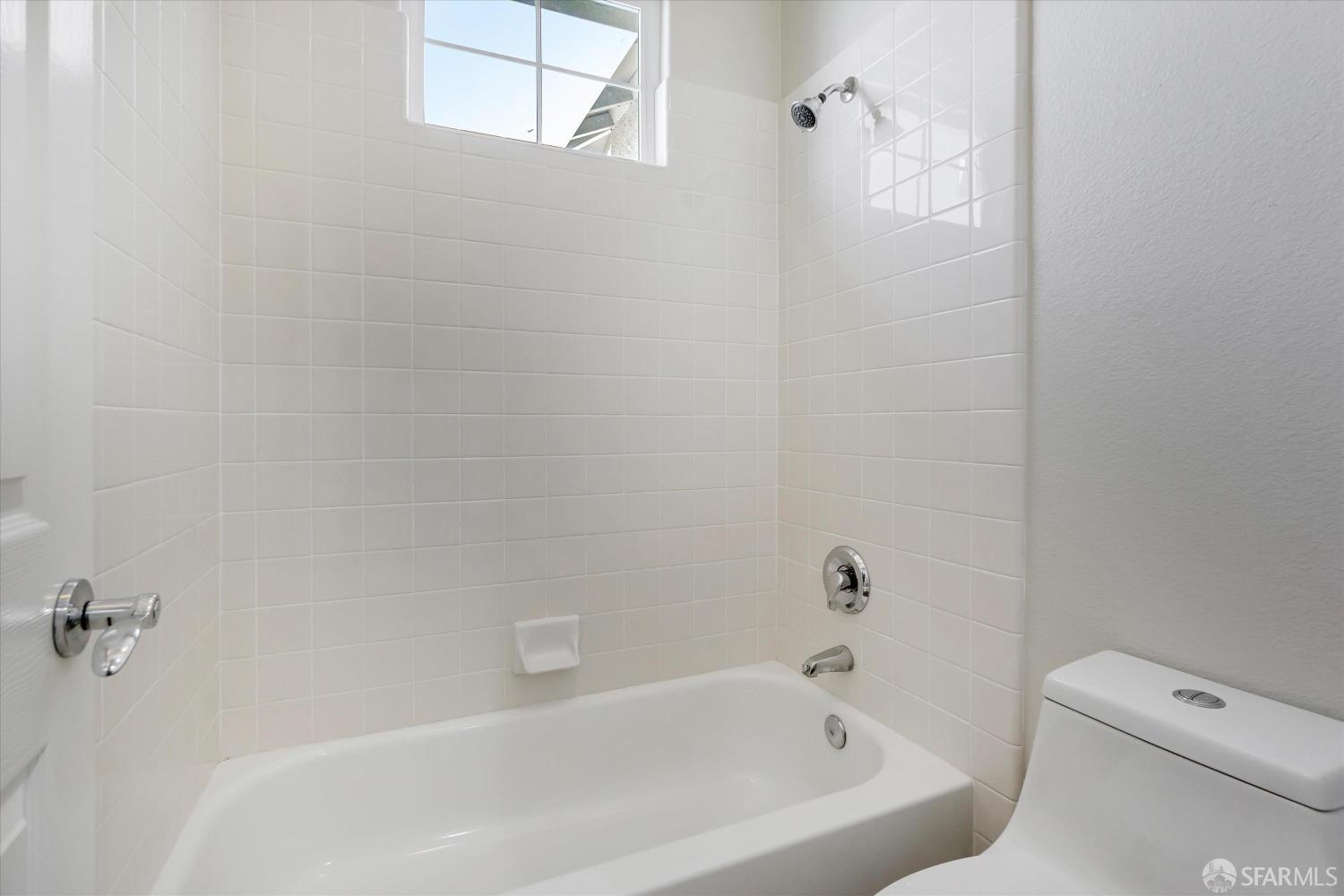 2320 Quartz Way
