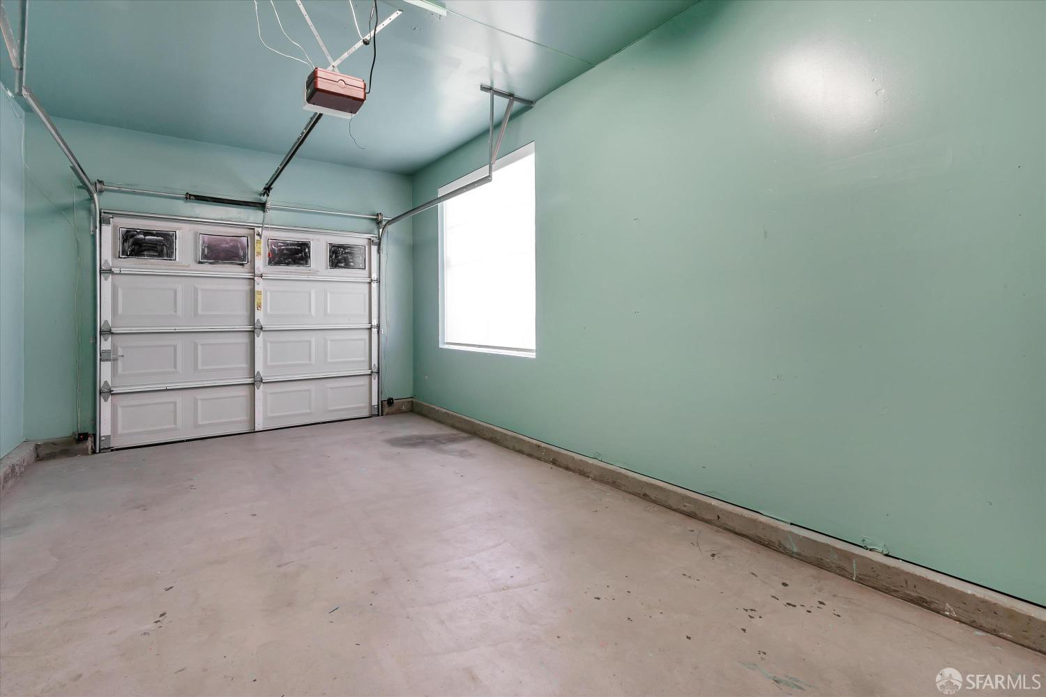 2320 Quartz Way