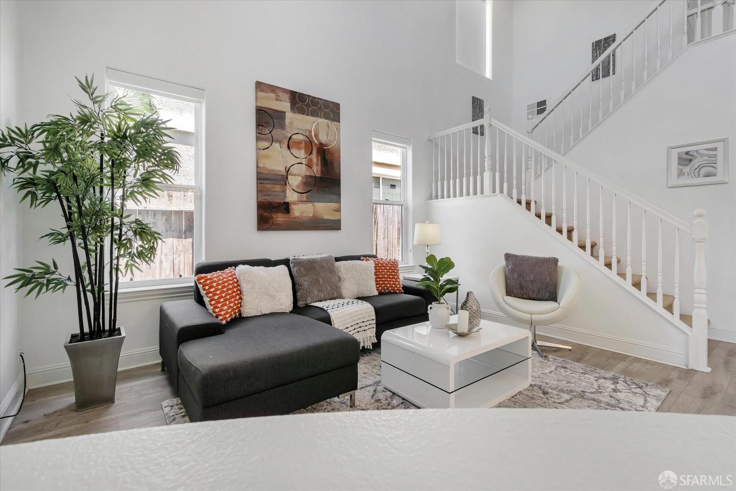 2320 Quartz Way