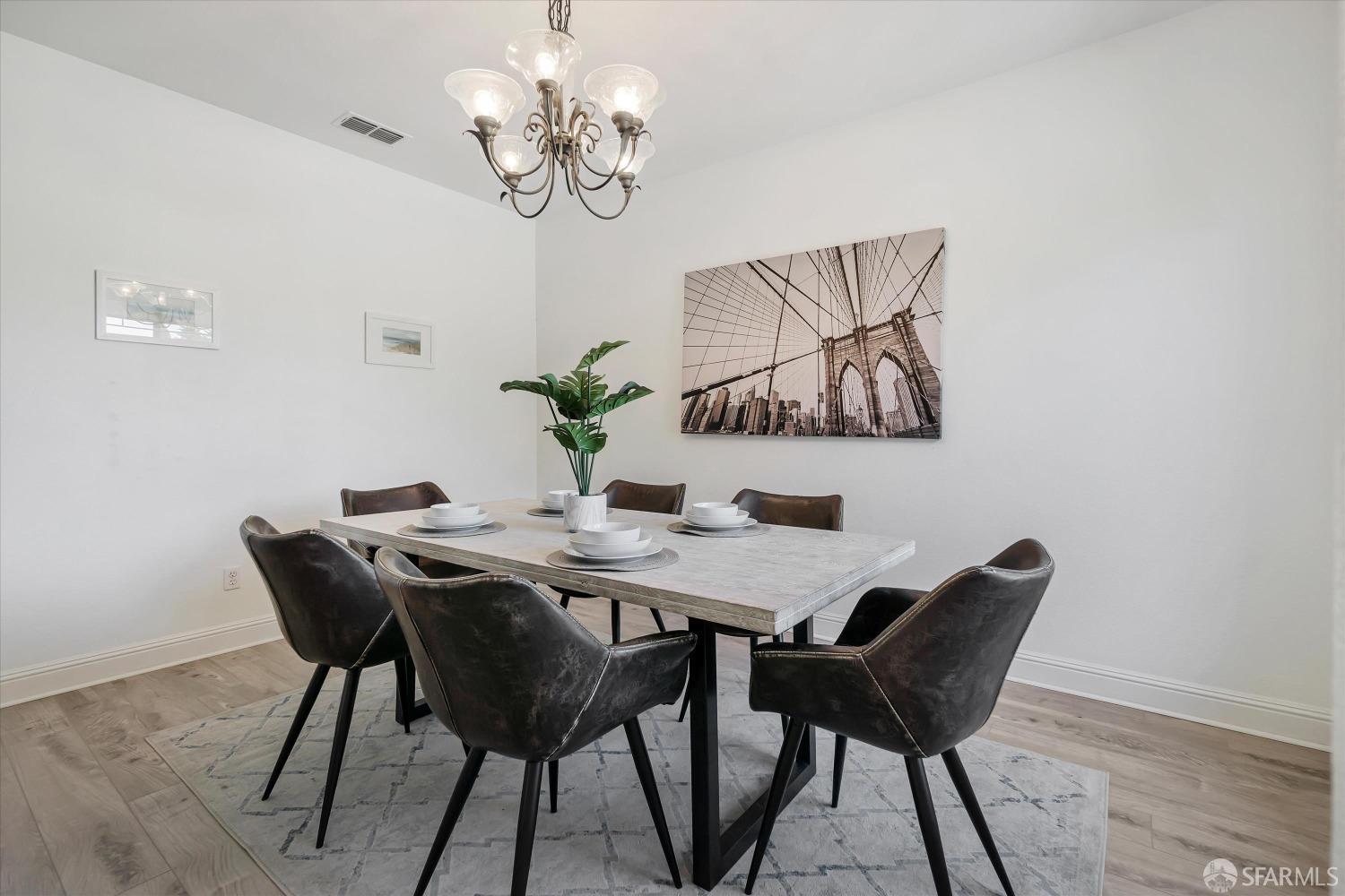 2320 Quartz Way