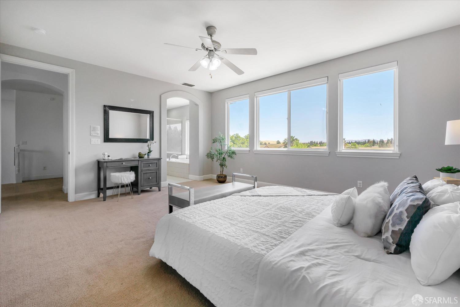 2320 Quartz Way