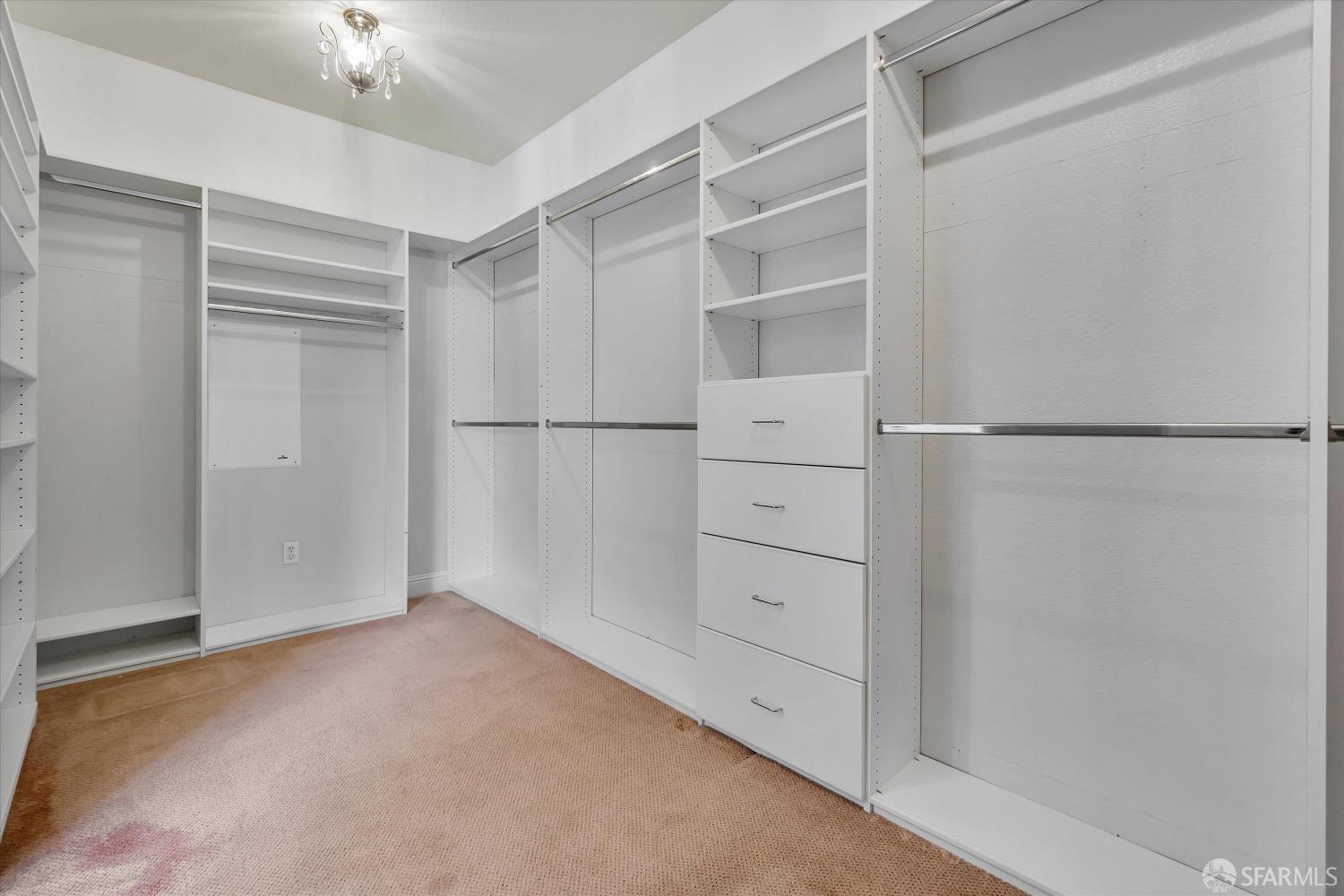 2320 Quartz Way