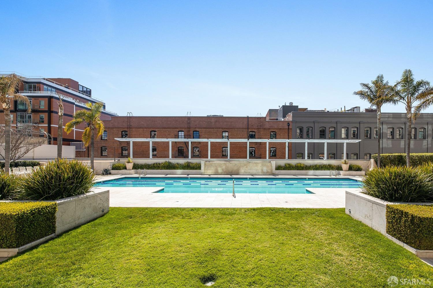 229 Brannan Street # 16C