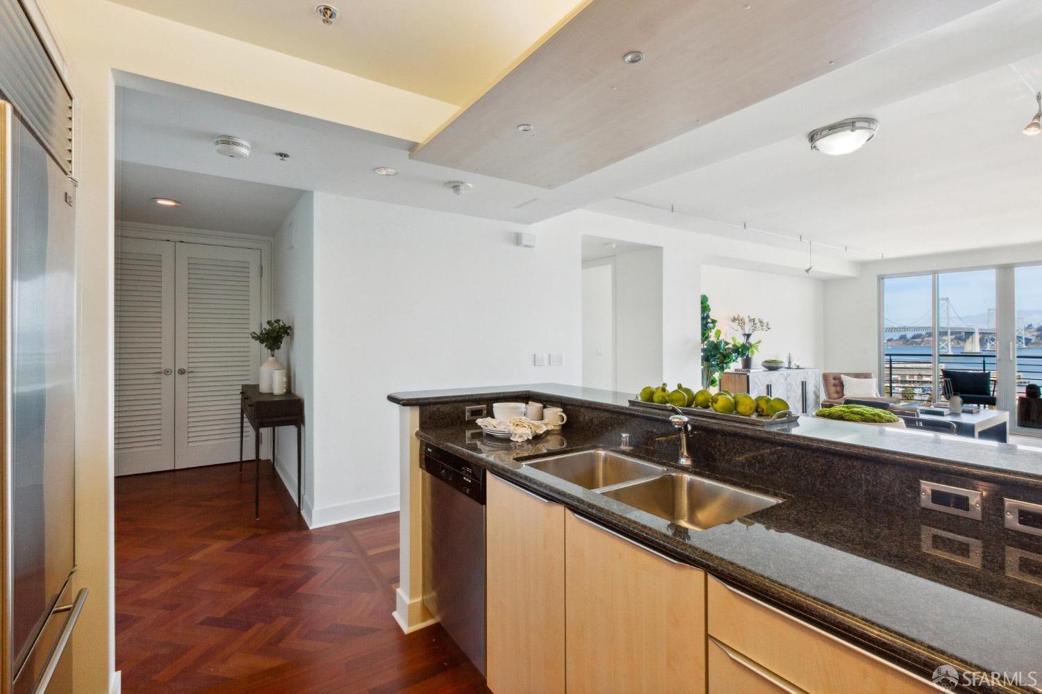 229 Brannan Street # 16C