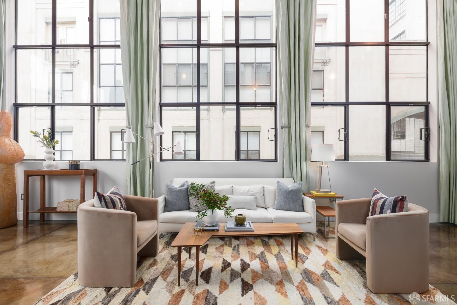 1 Clarence Place # 1