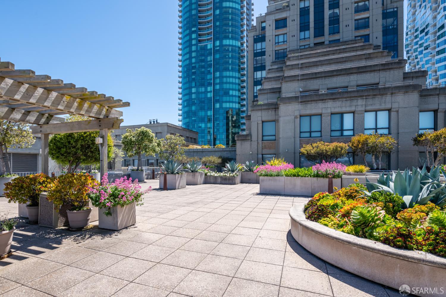 75 Folsom Street # 1701