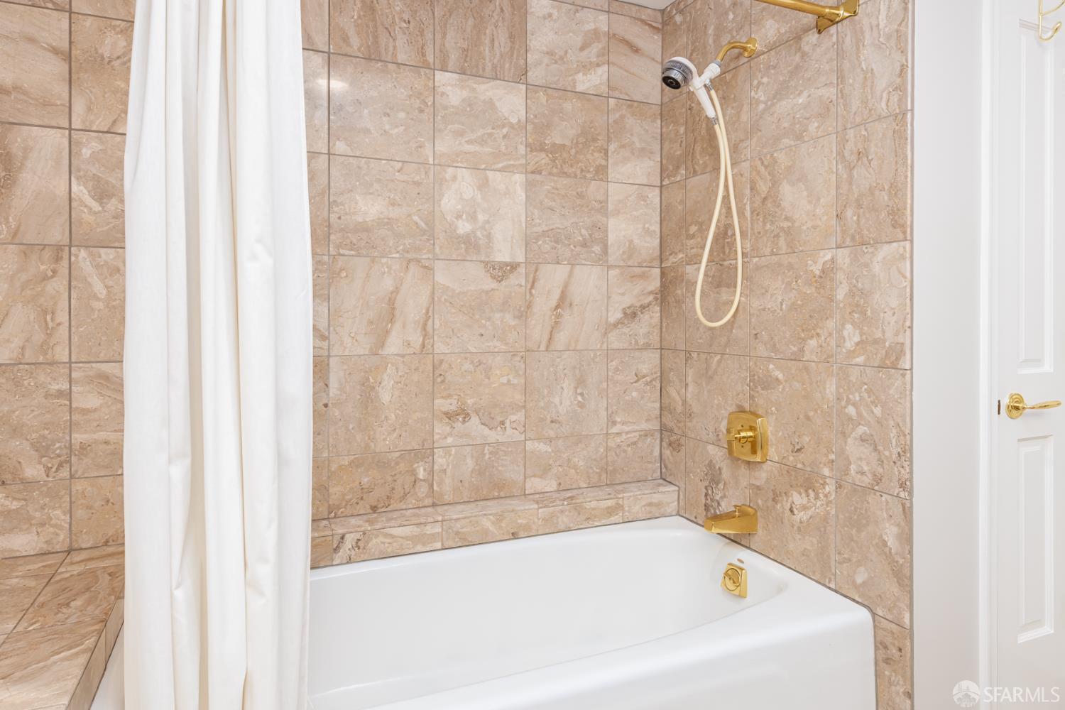 75 Folsom Street # 1701