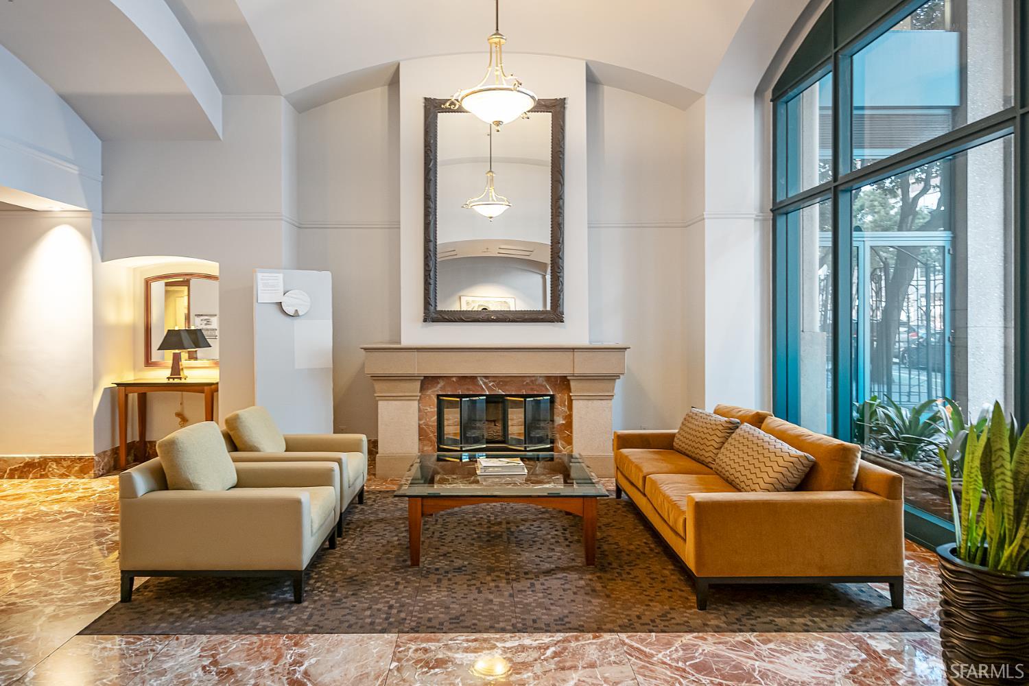 75 Folsom Street # 1701