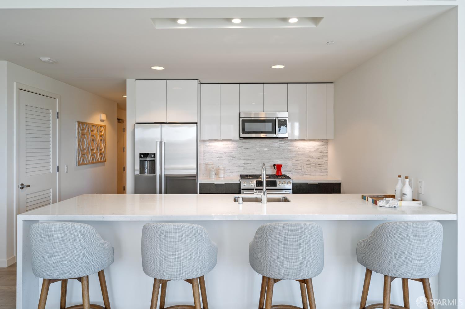 10 Innes Court # 405