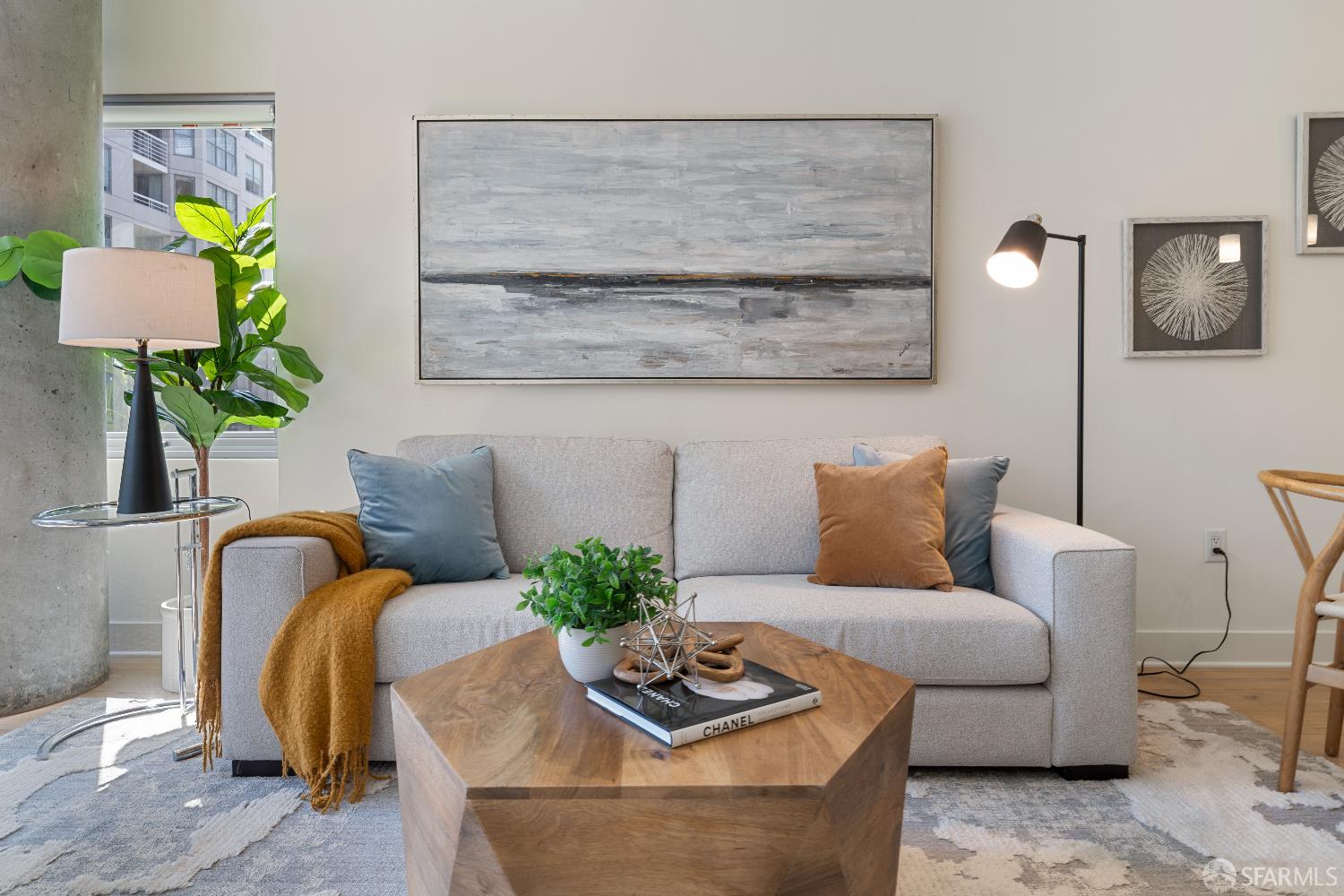 72 Townsend Street # 302