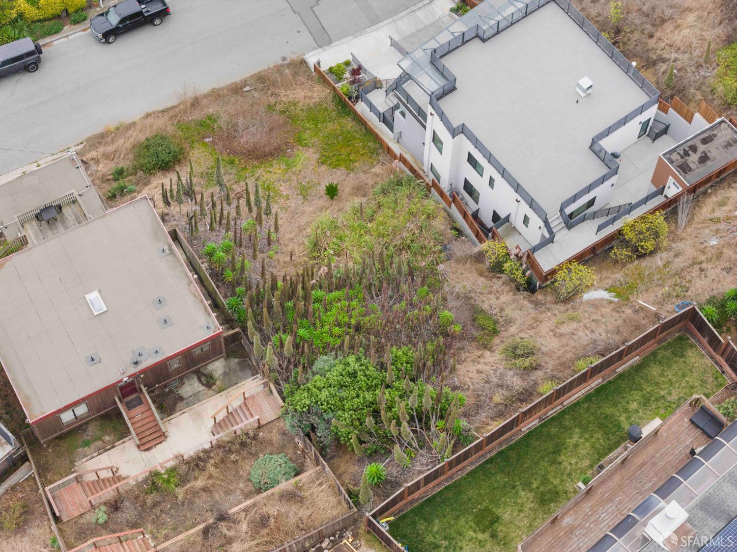 327 Beaumont Boulevard