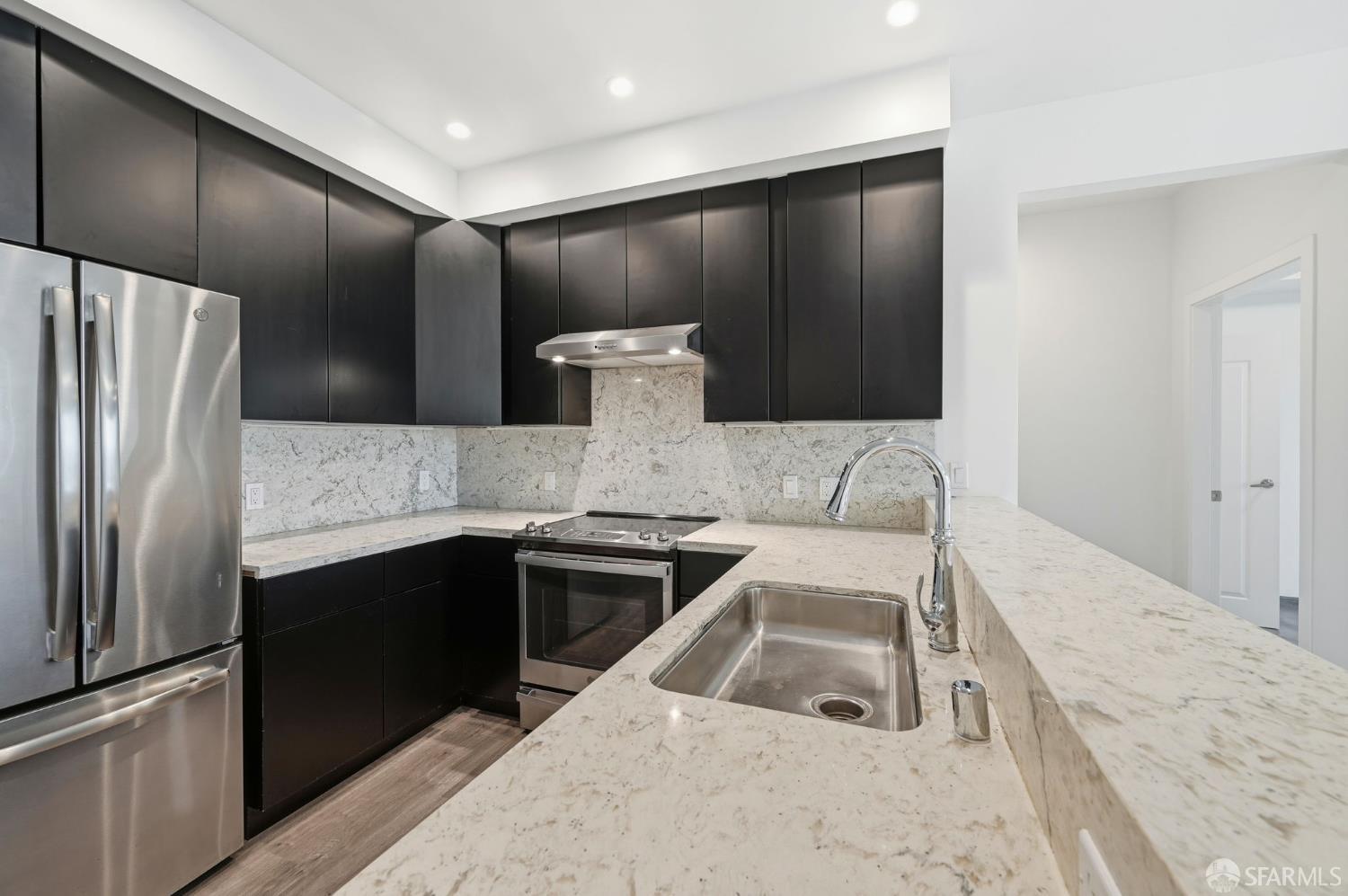 3535 Wawona Street # 415