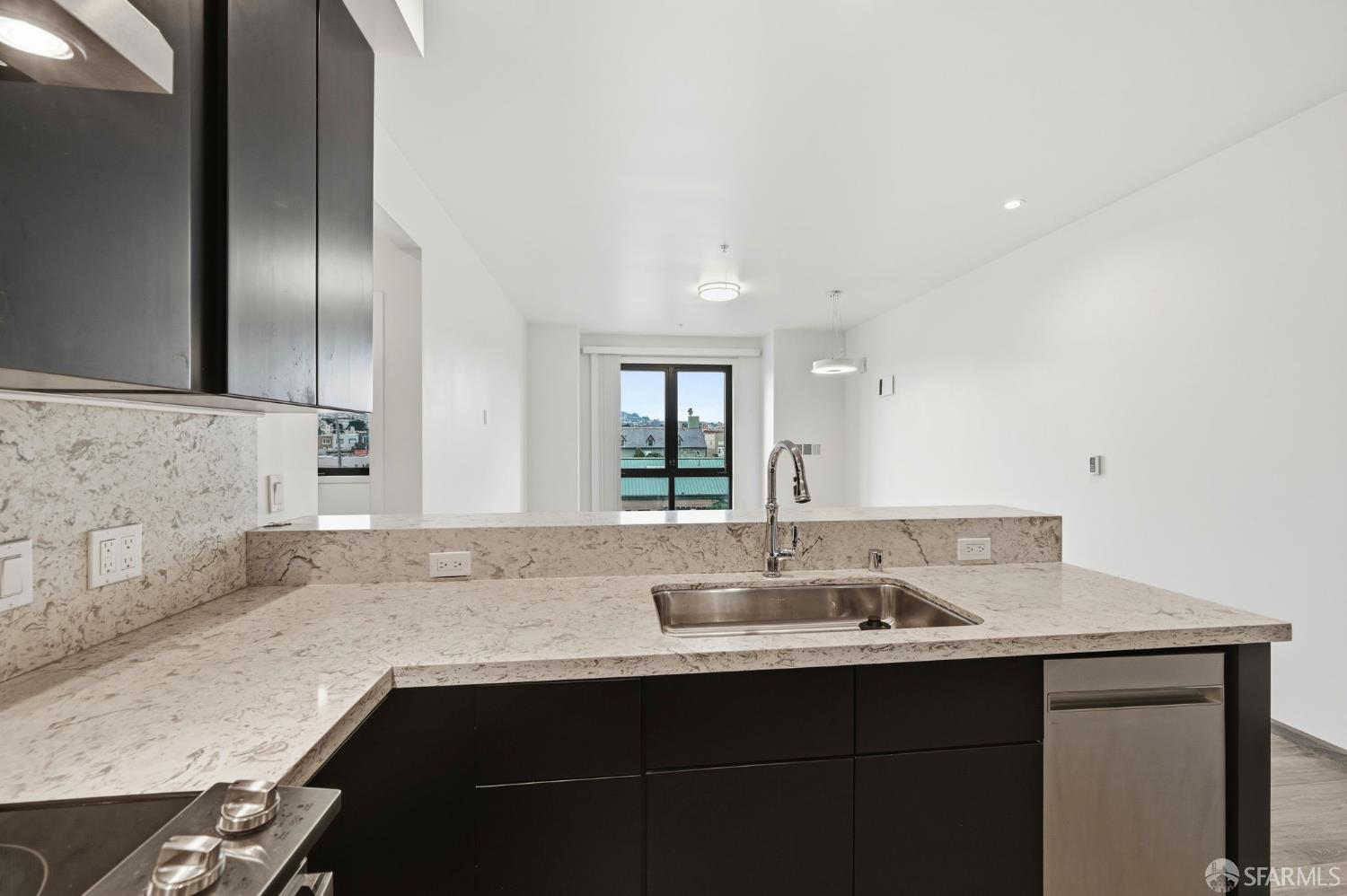 3535 Wawona Street # 415